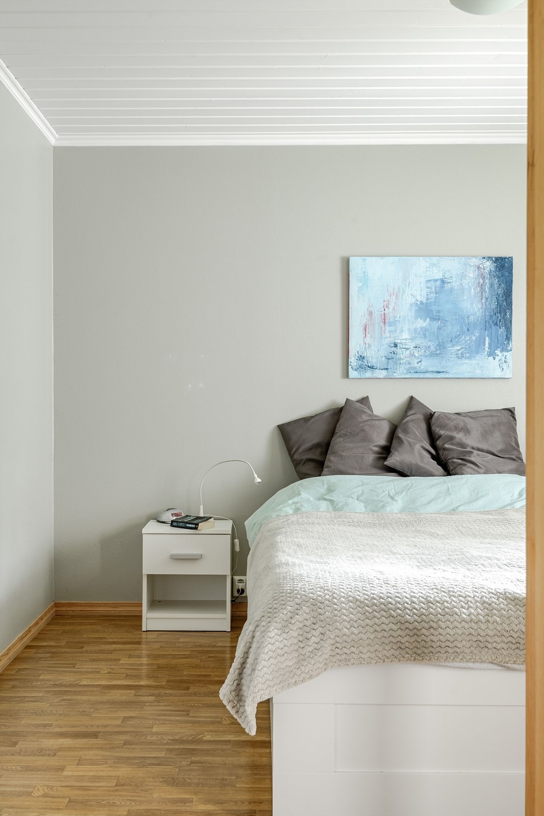 Boligen inneholder totalt 4 soverom hvorav 2 ligger i 1. etasje. Galleribilde