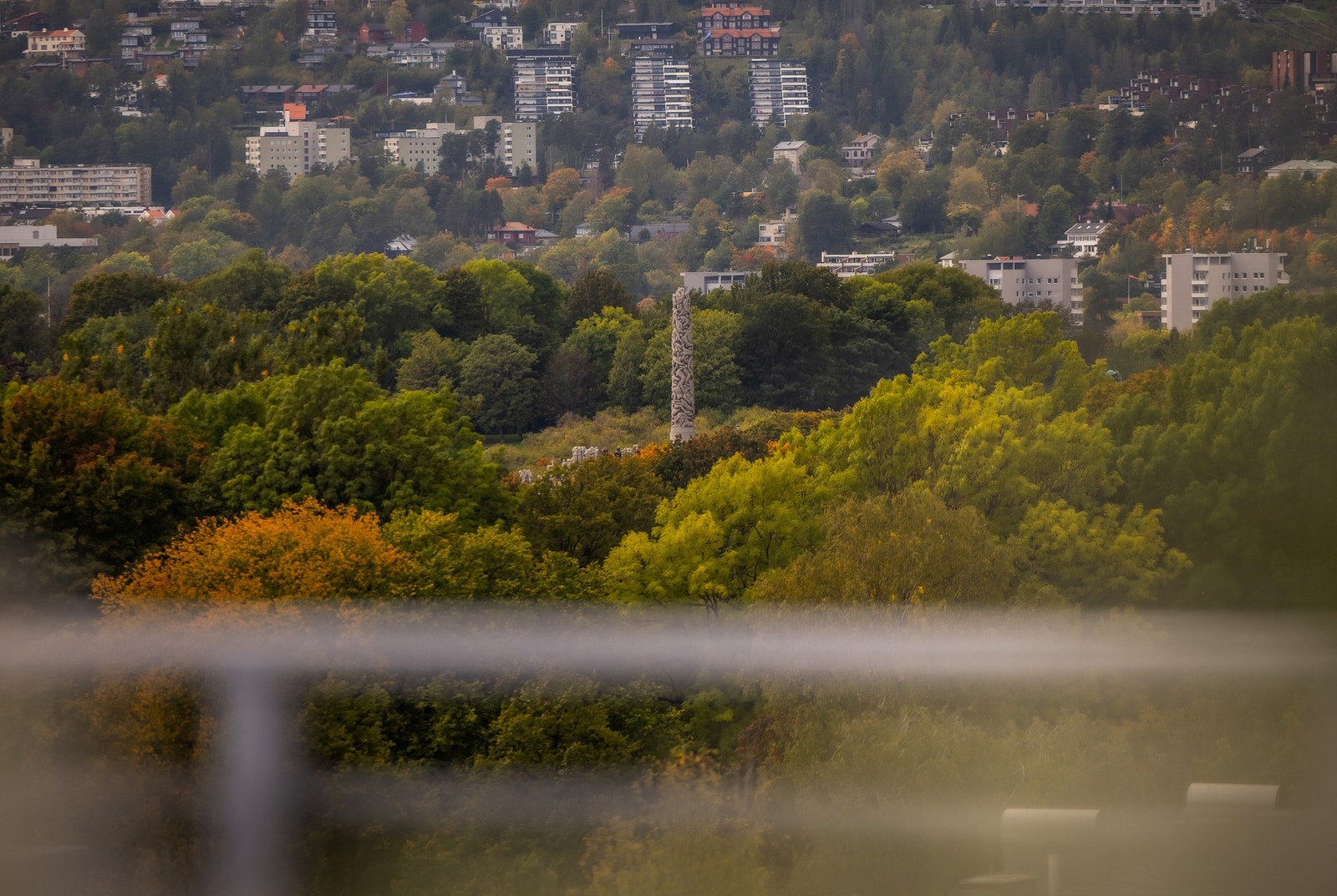 Utsyn til Monolitten i Vigelandsparken. Galleribilde