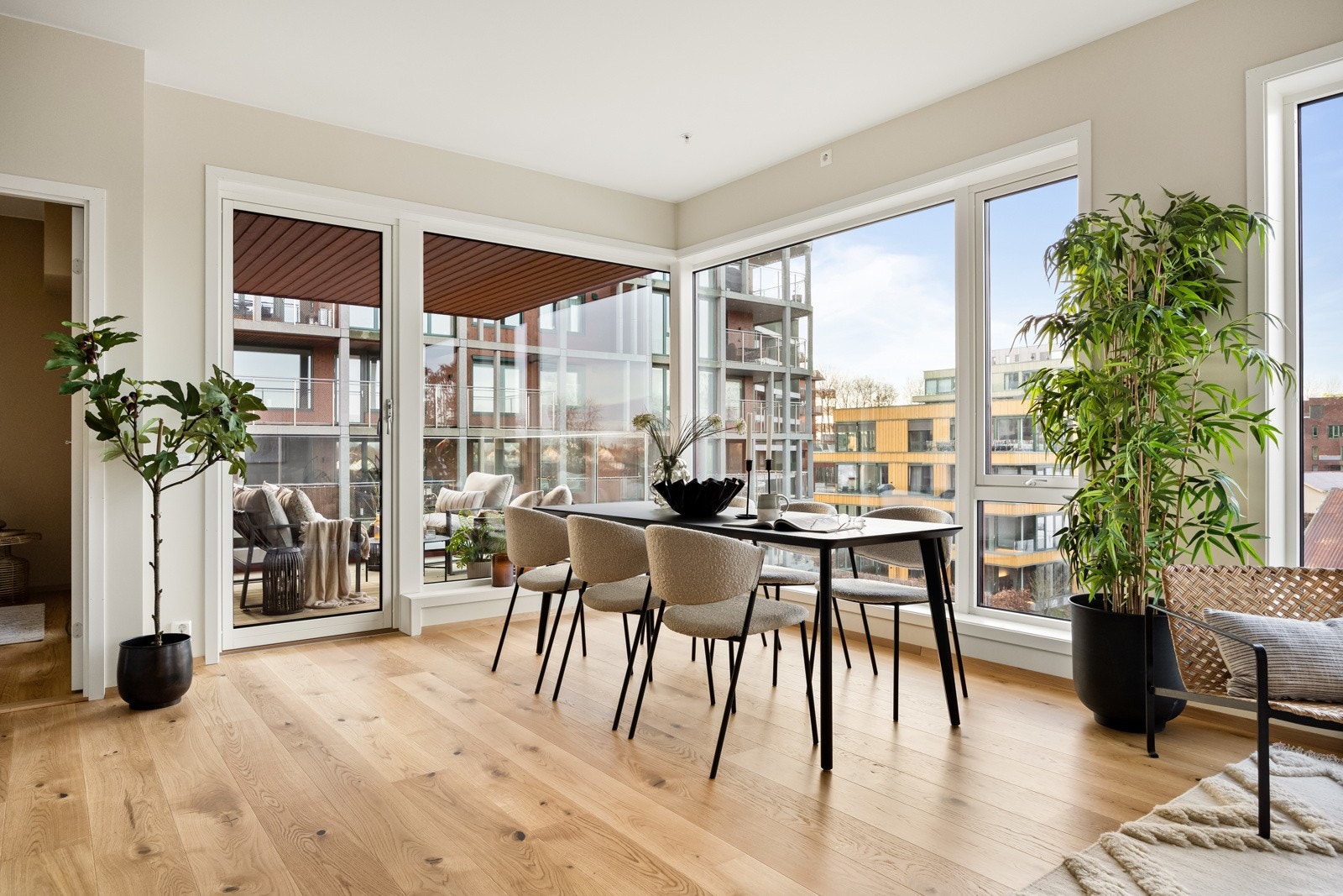 280cm takhøyde, vannbåren gulvvarme og balansert ventilasjon Galleribilde