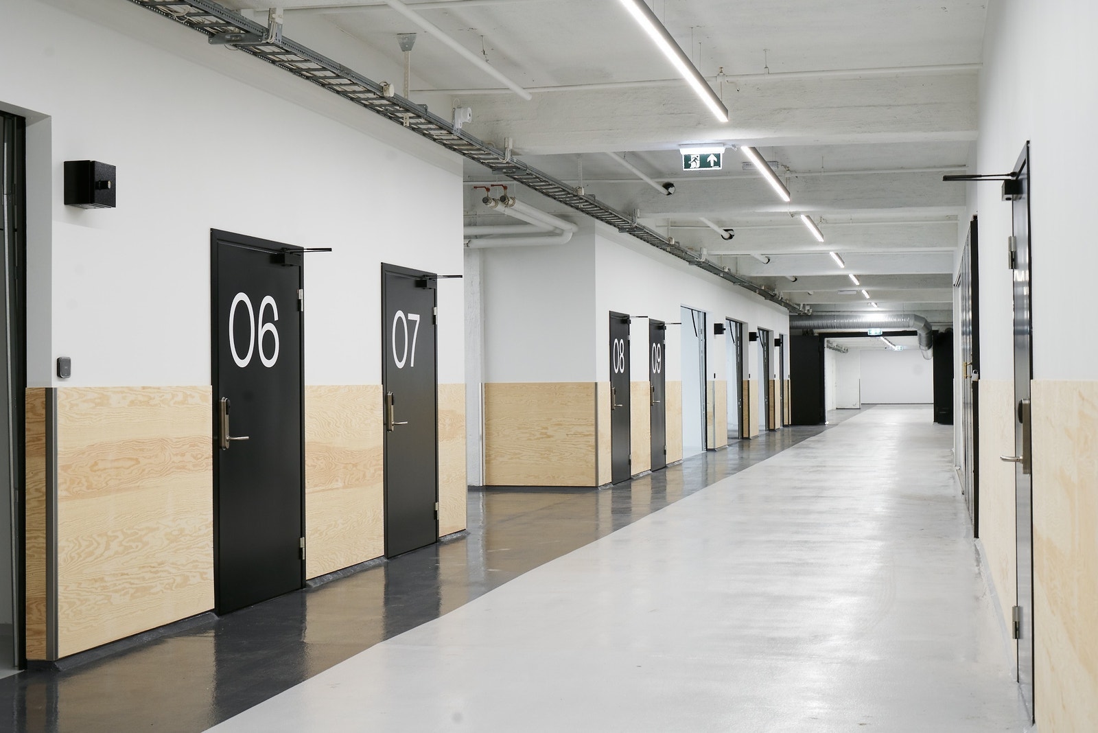 Kombinasjon av både store og mindre lager. Galleribilde