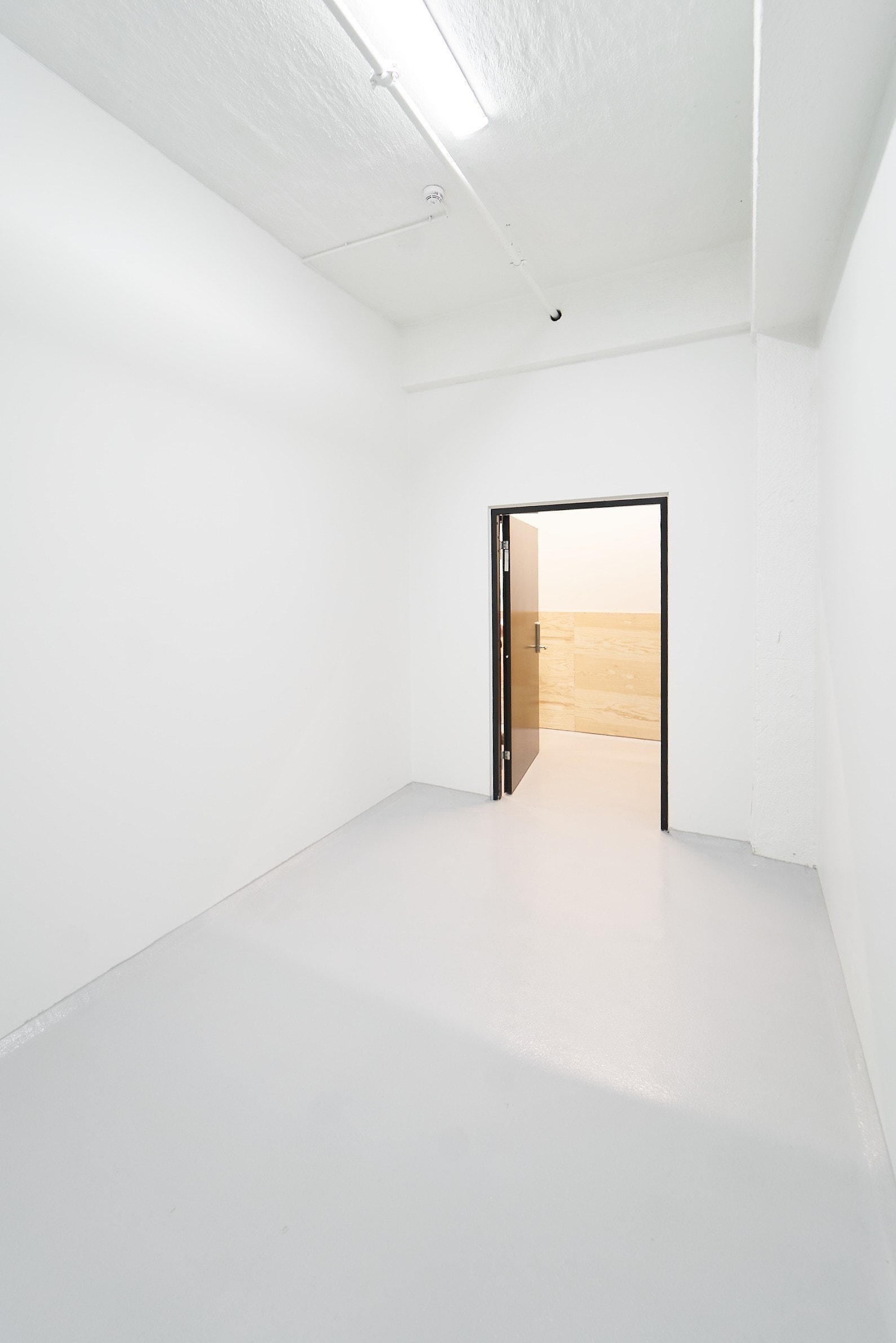 Eksempel på et av de mindre lagerene på 15 kvm - likevel mange "kubikk" Galleribilde