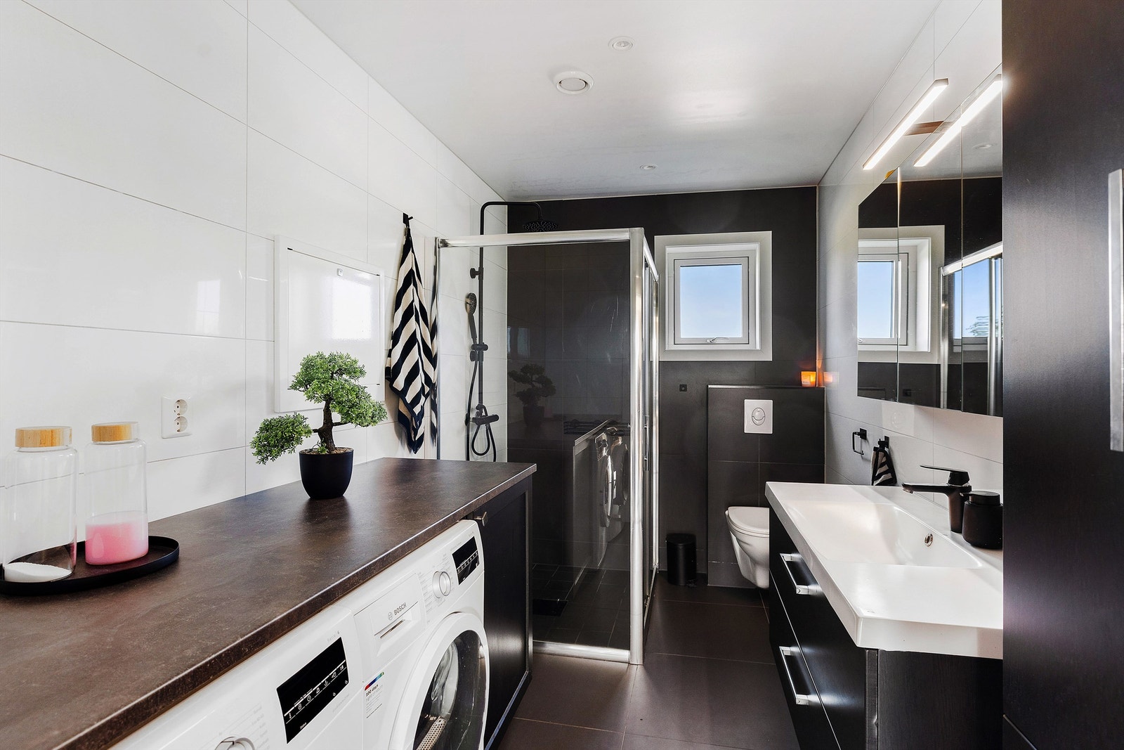 Bad med gulvvarme. Galleribilde