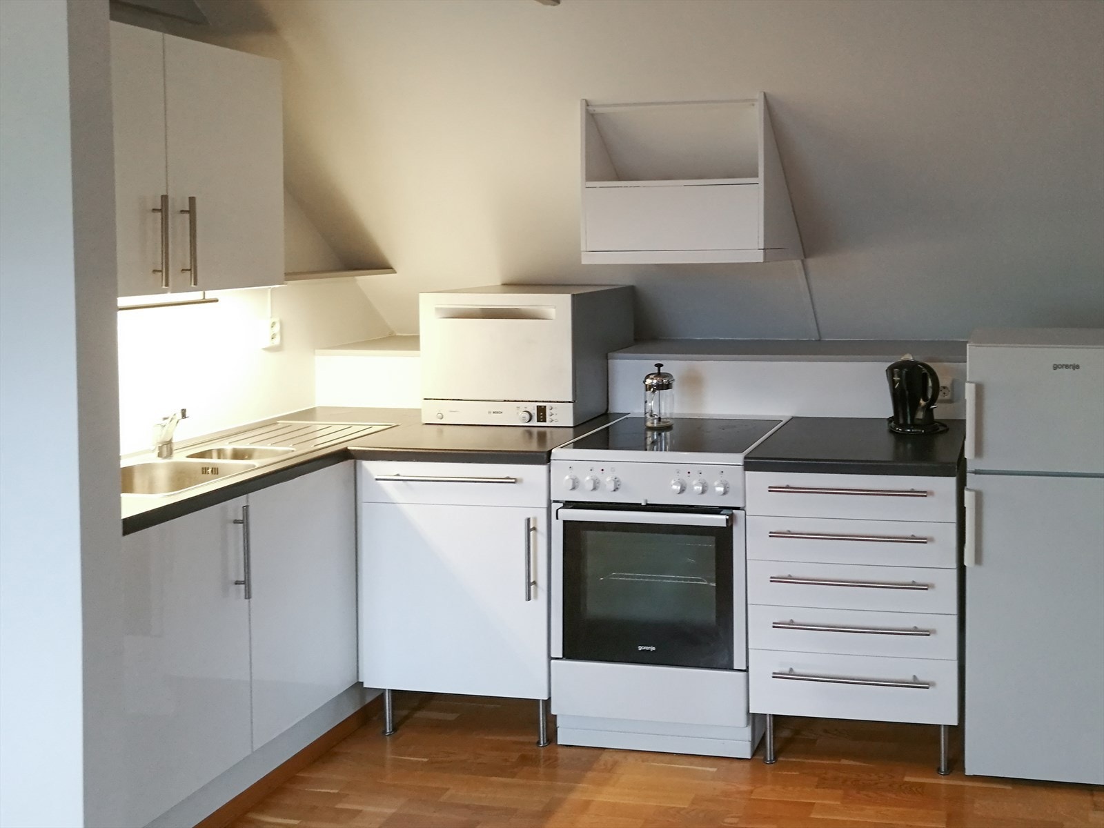 Loftsetasje (ikke godkjent) Galleribilde