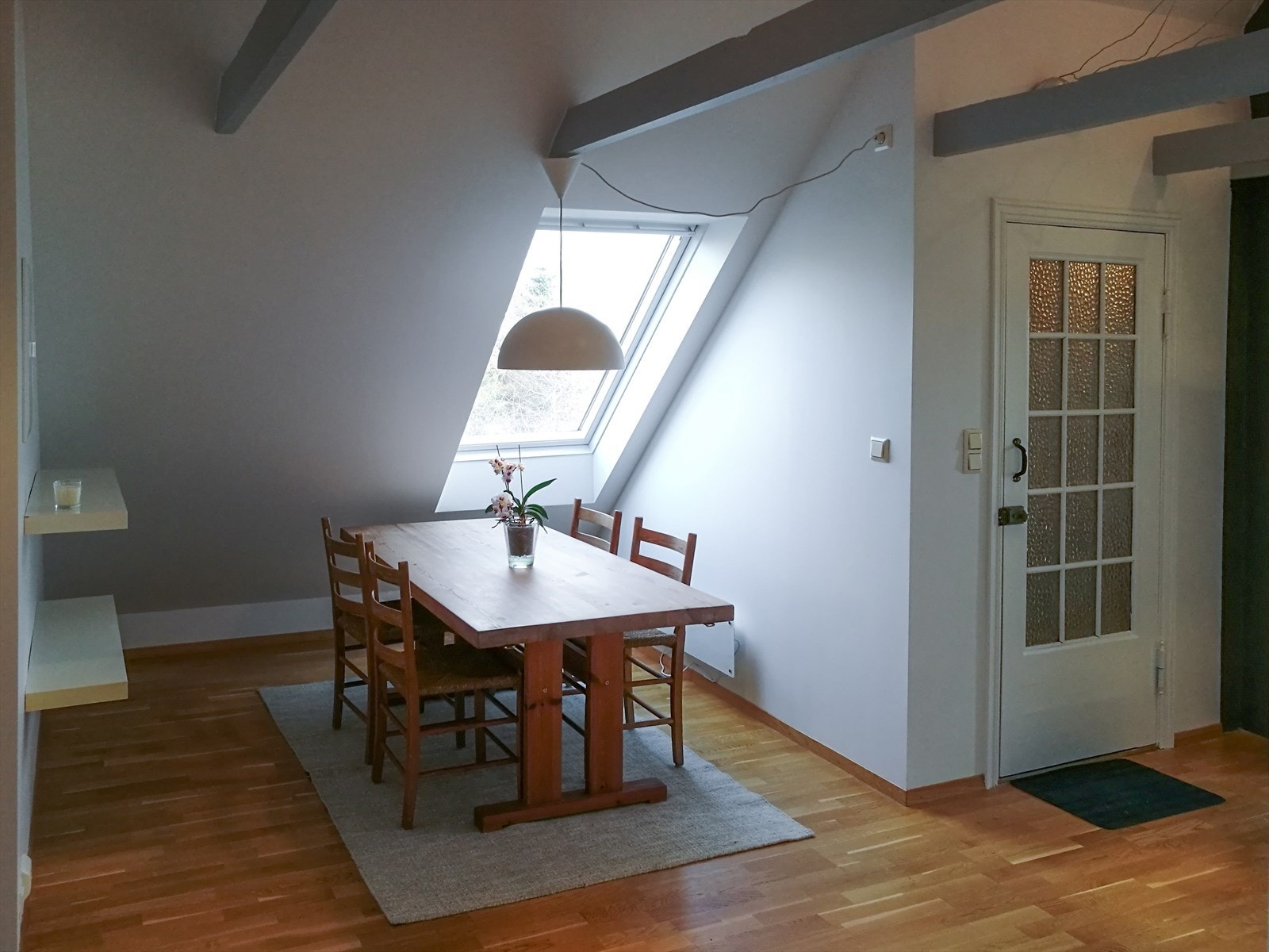 Loftsetasje (ikke godkjent) Galleribilde