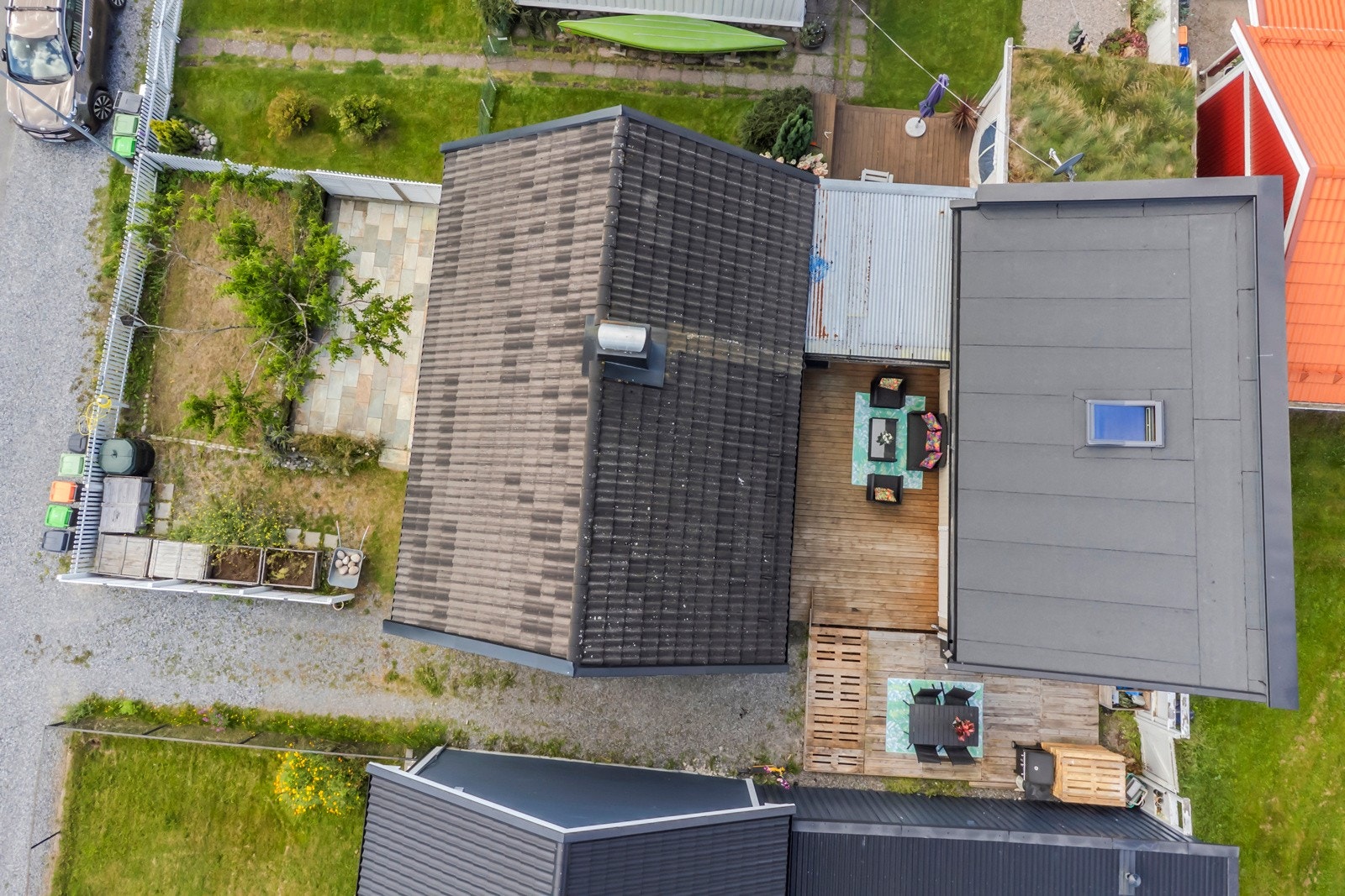 Bilde av hus m/tomt i fugleperspektiv. Galleribilde