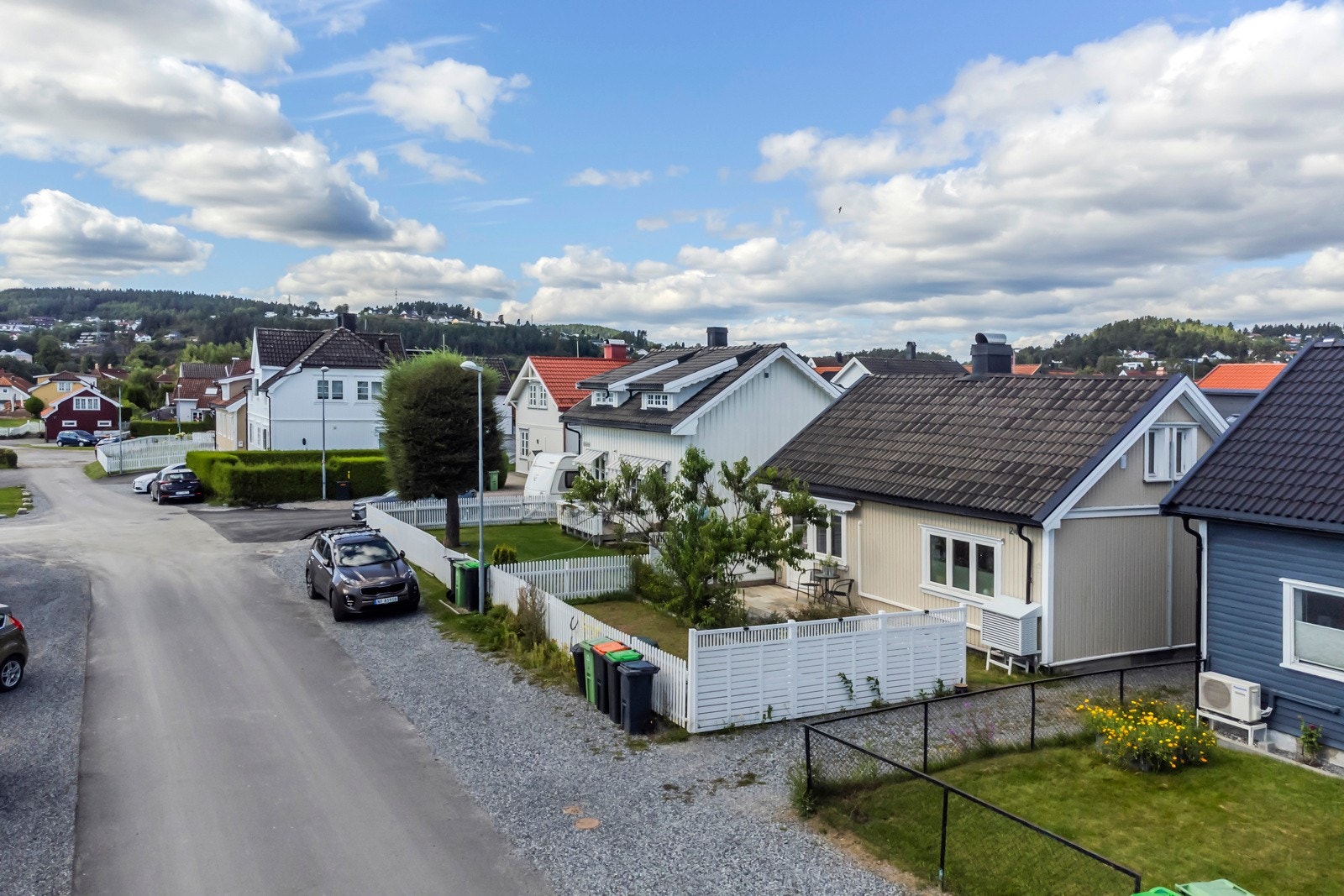 Huset ligger i et vernet område med trehusbebyggelse fra rundt 1900 - tallet. Galleribilde