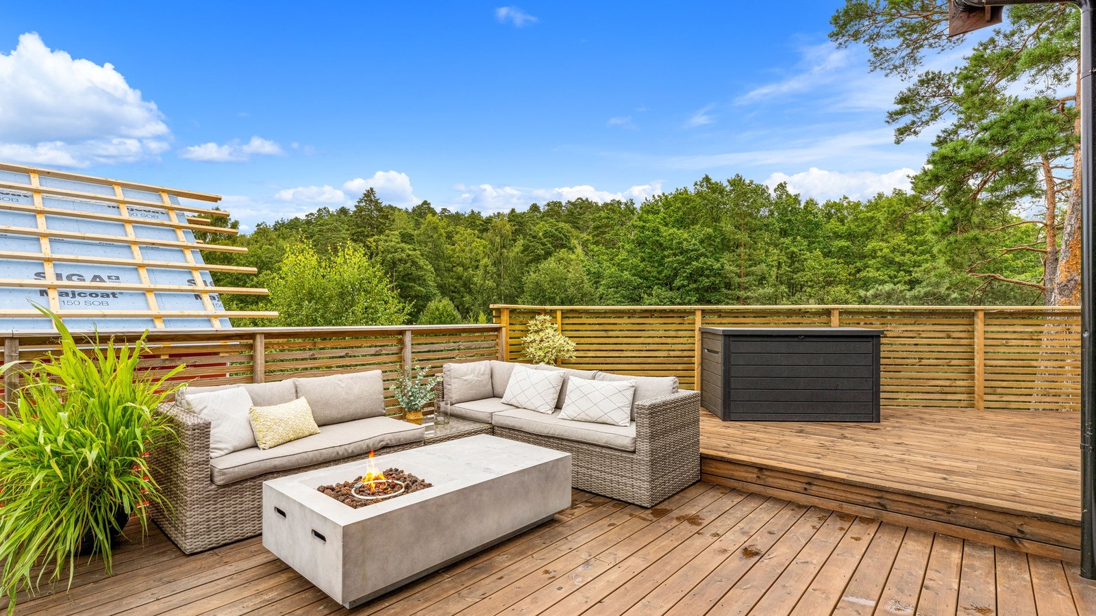 God plass til flere soner på terrassen. Galleribilde