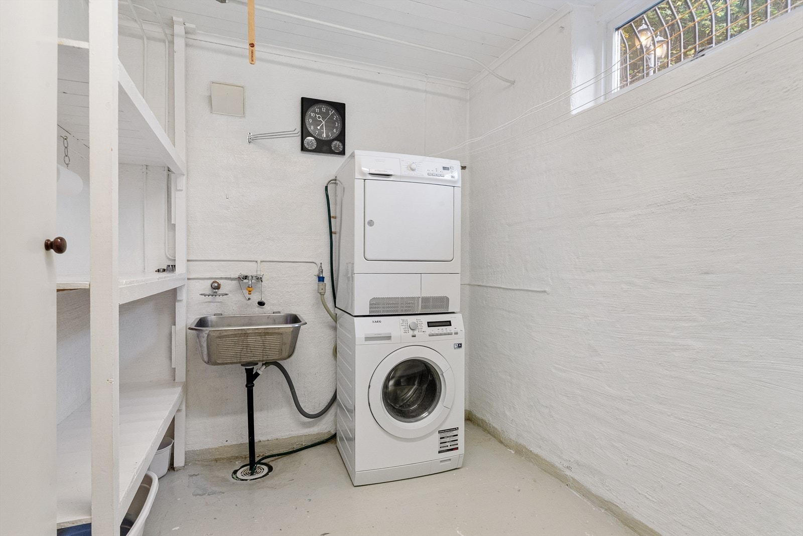 Vaskerom Galleribilde