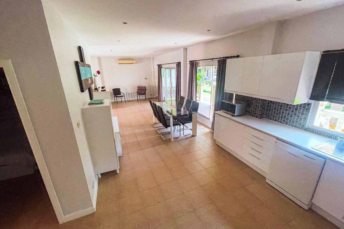 Kjøkken og spise plass Galleribilde