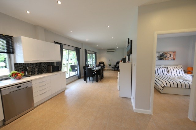 Kjøkken og spise plass Galleribilde