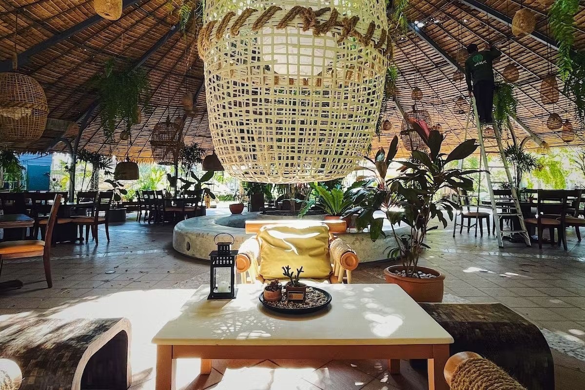 Restaurant inne på området Galleribilde