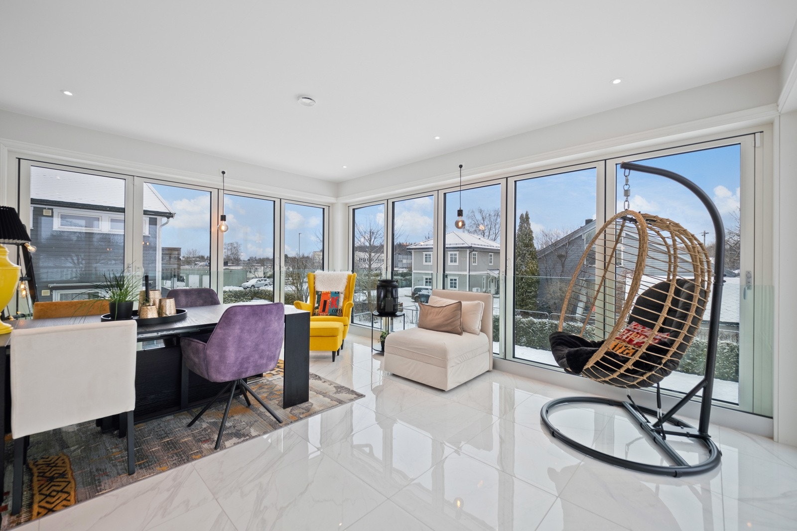 Et deilig og lyst rom til avslapping og glede, både for små og store. Galleribilde