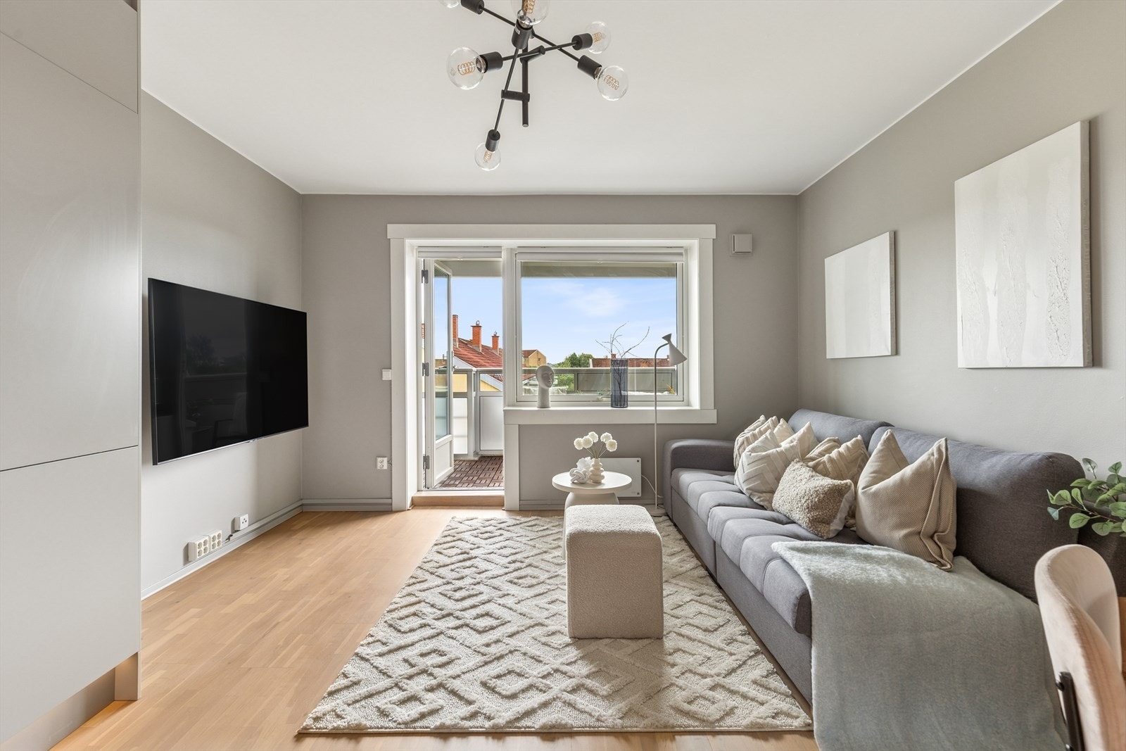 Velkommen til Martin Skatvedts vei 2 - presentert av eiendomsmegler Zarine Lopez Mirzad! Galleribilde