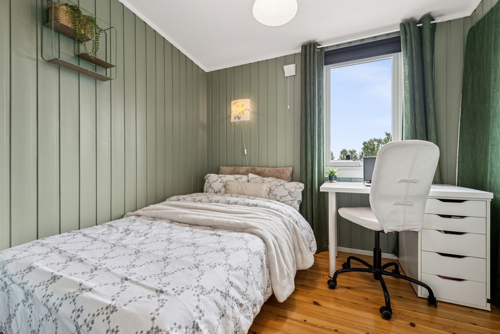 Soverommene ligger i boligens andre etasje. Galleribilde