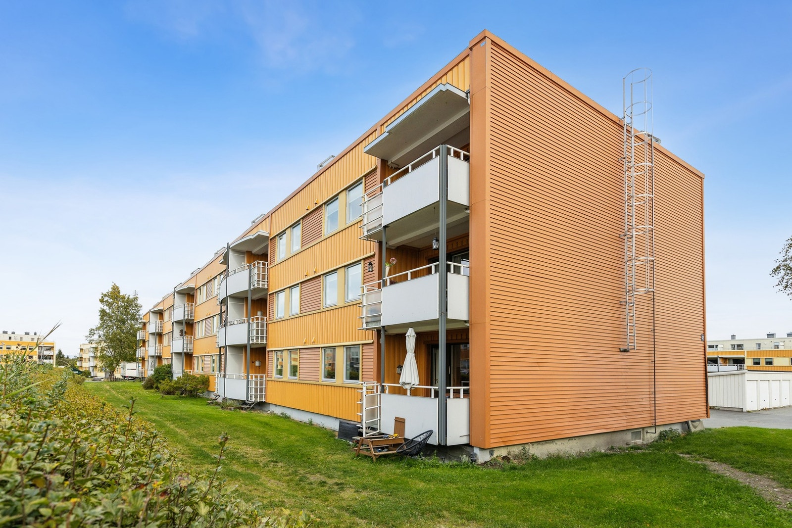 Leiligheten ligger i et ettertraktet område med kort avstand til det meste man trenger i hverdagen. Galleribilde