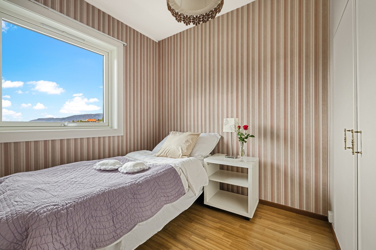 Rommene kan enkelt innredes etter eget behov - enten som soverom, gjesterom eller kontor Galleribilde