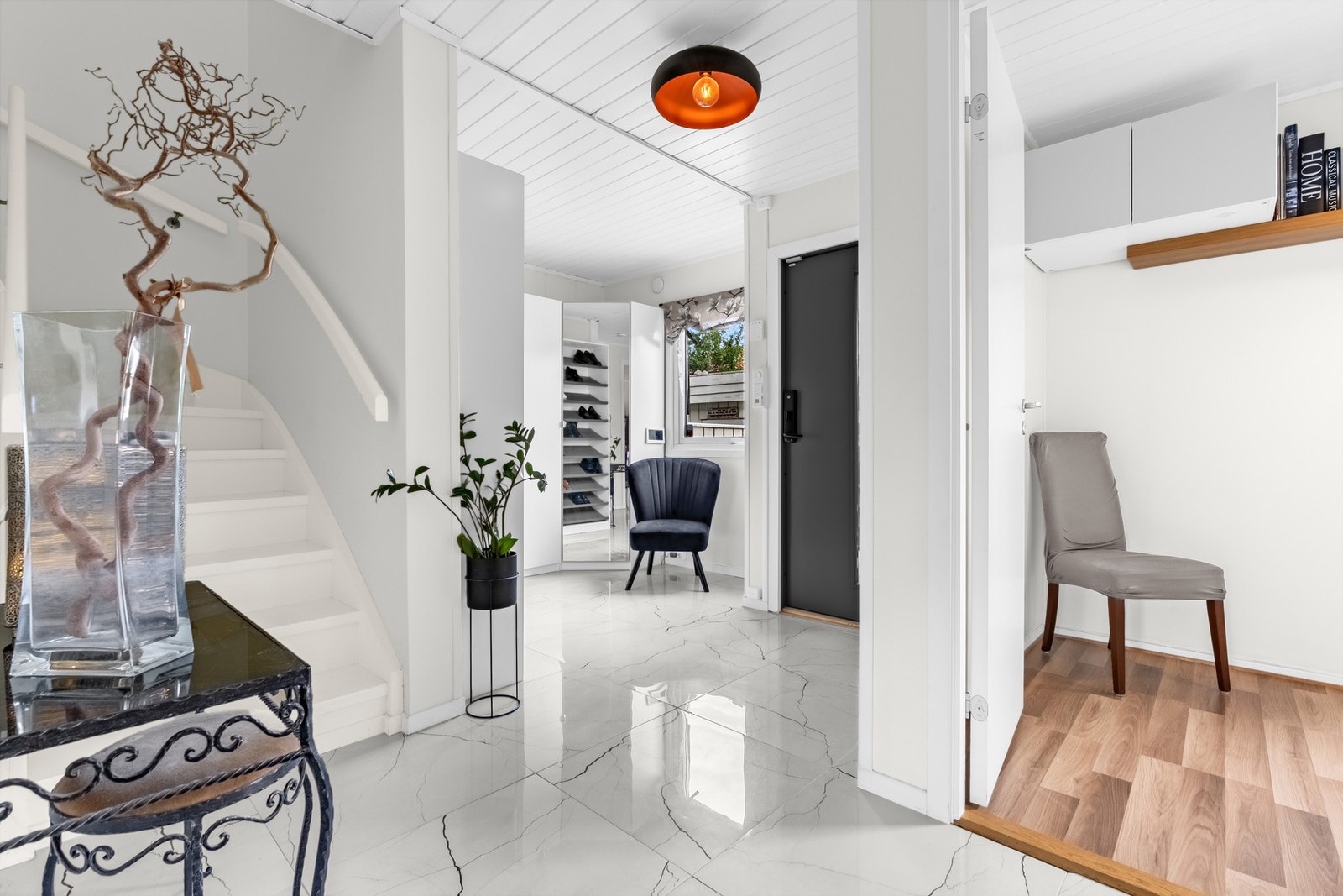 Vi går opp! Loftsetasjen ble bygd på i regi av borettslaget, i 2012. Galleribilde