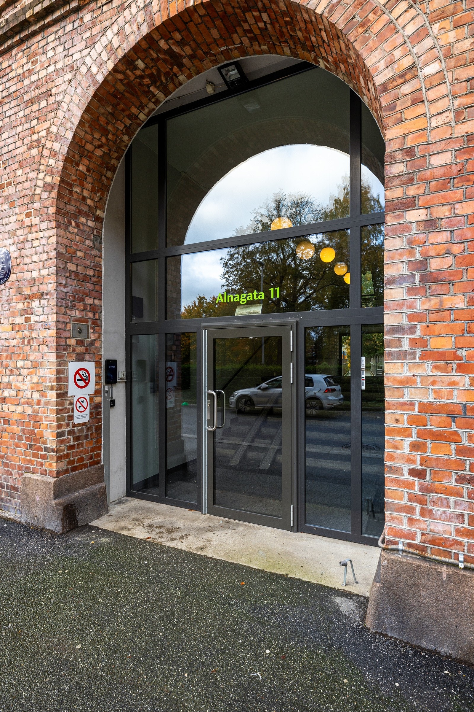 Representativt inngangsparti. Galleribilde