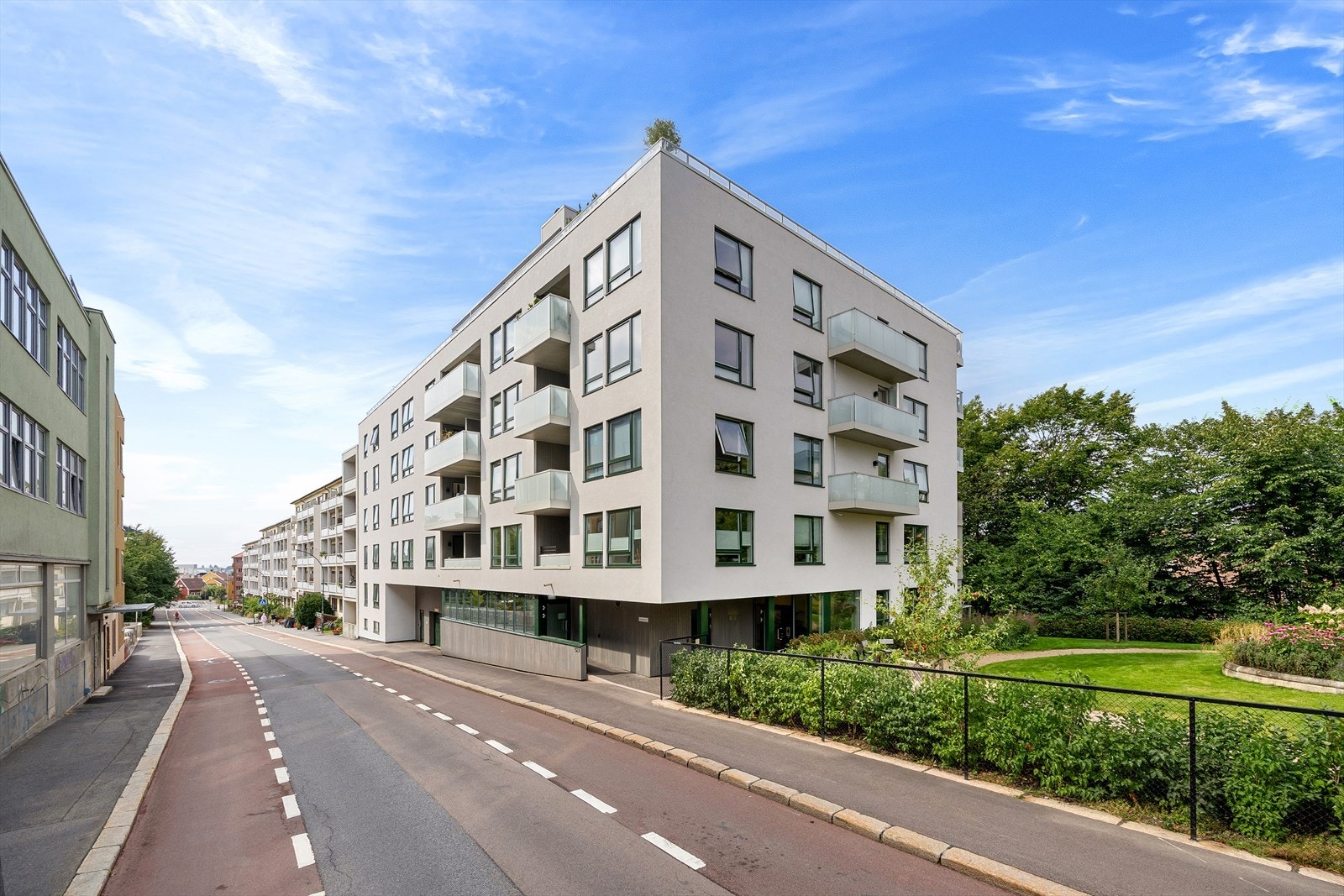Velkommen til hyggelig visning i Green Park! Galleribilde
