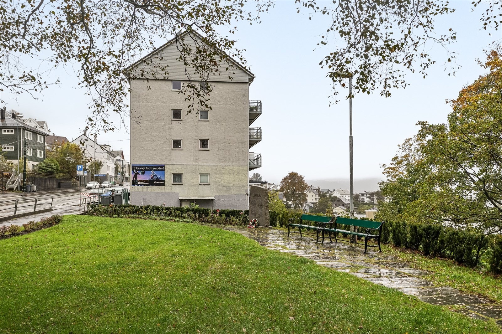 Fra denne siden er det trapp ned til hybelleiligheten Galleribilde