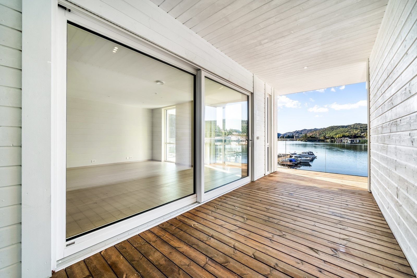 Inntrukket balkong. Galleribilde