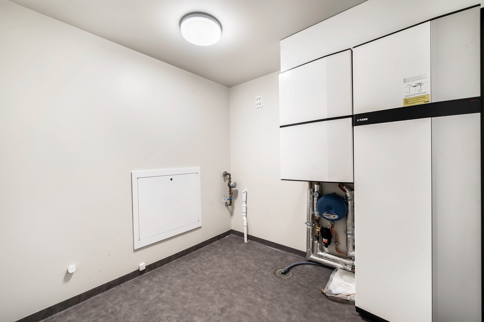 Vaskerom Galleribilde