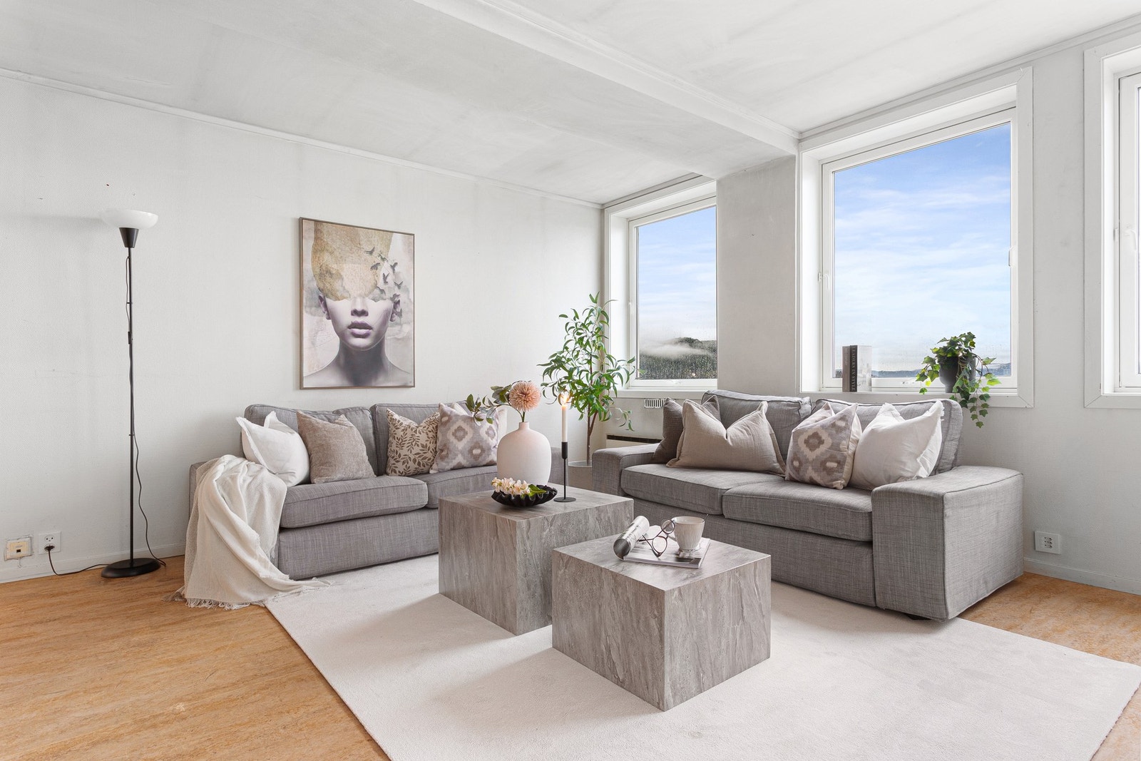 Vinduene ble byttet så sent som i 2016 og holder som følge av det en moderne standard. Galleribilde