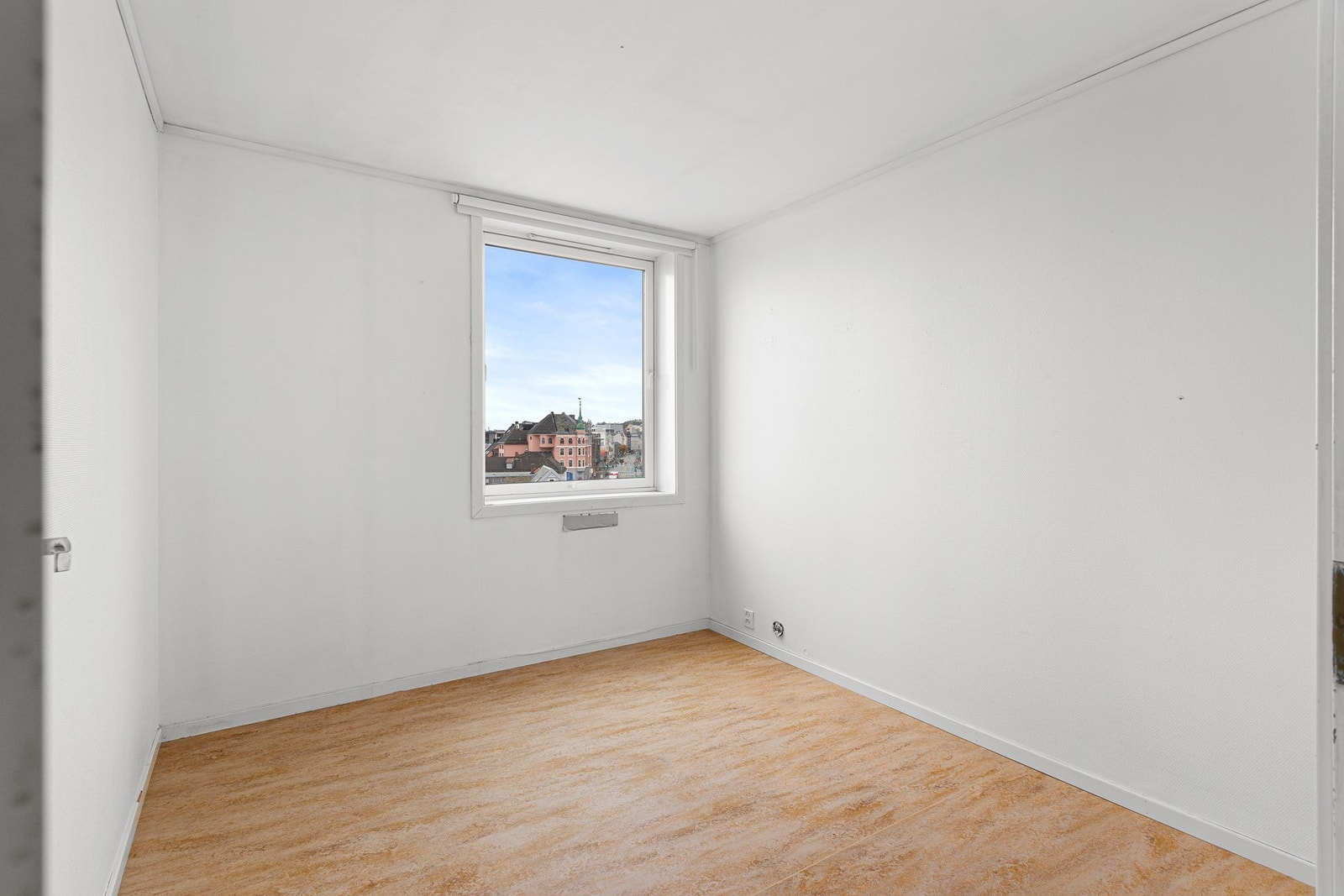 To av soverommene er på 8 kvadratmeter. Galleribilde