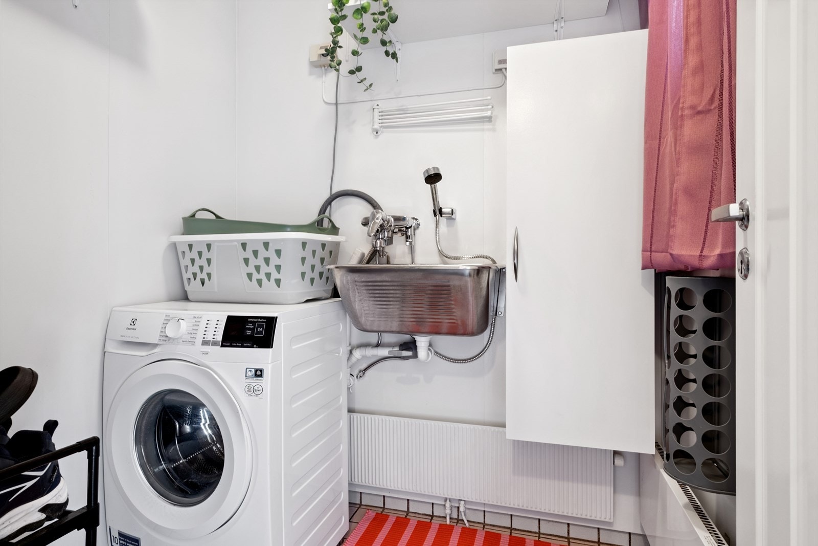 Vaskerom. Galleribilde