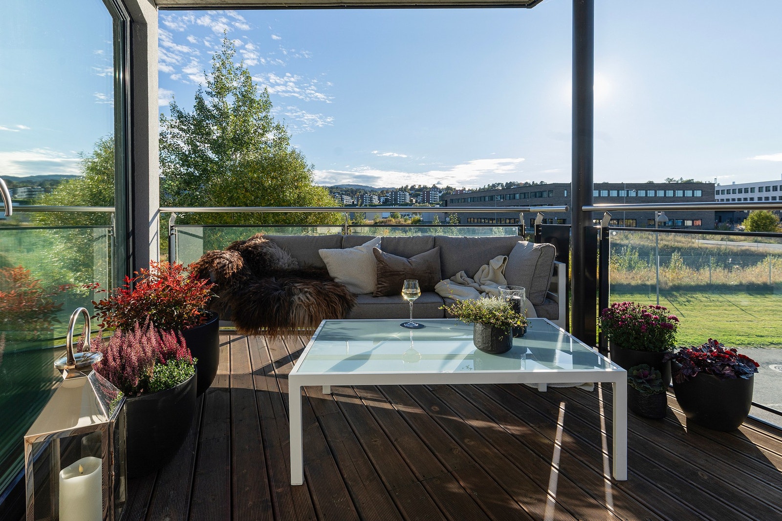 Med 12 kvm har du god plass til ønsket utemøblement. Galleribilde