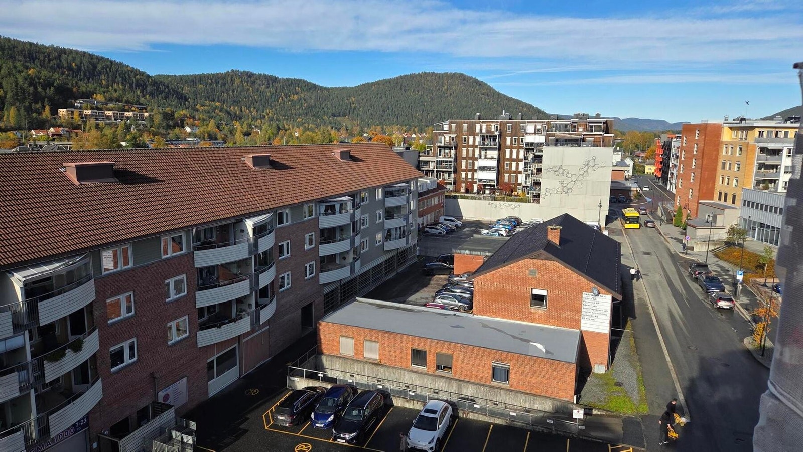 Utsikt nord-vest fra gjeldende leilighet Galleribilde