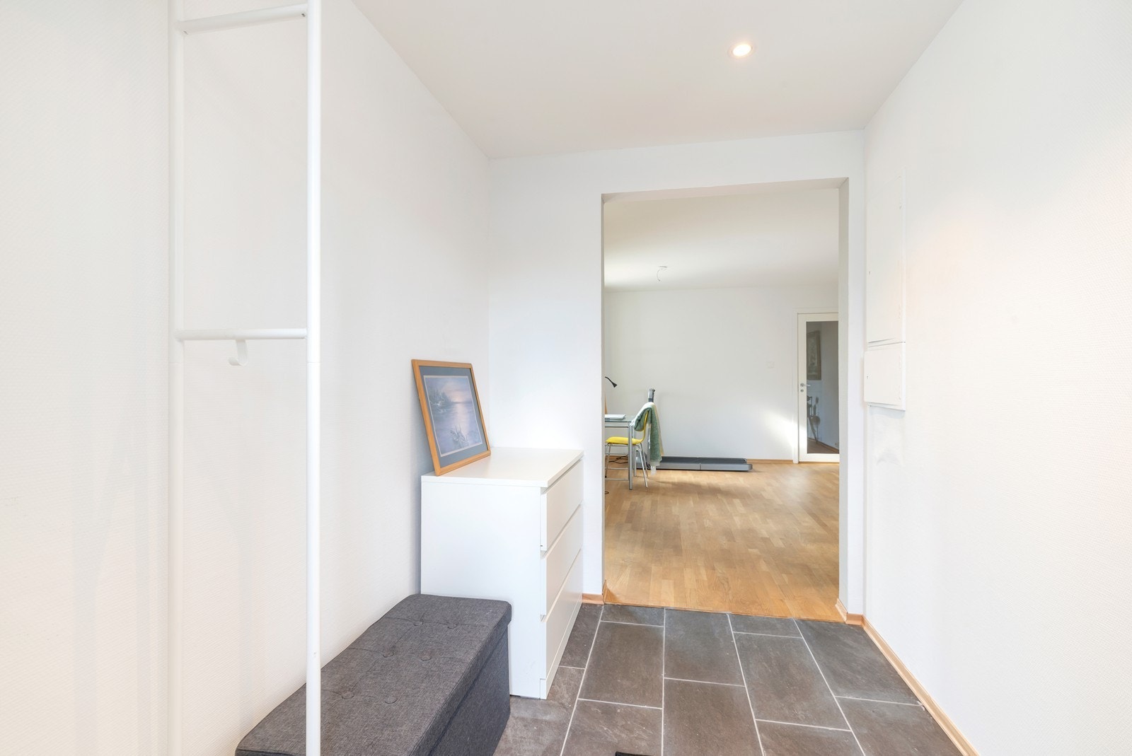 Gang sett inn mot stue Galleribilde