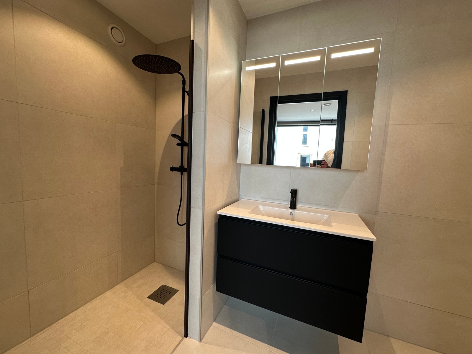 Bad 1
1 etasje Galleribilde