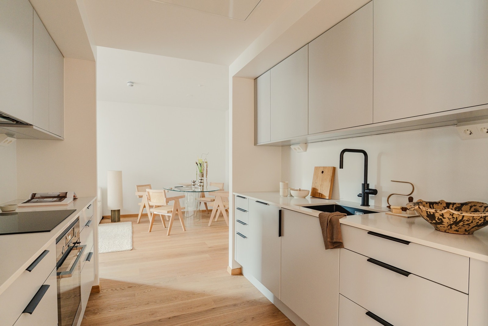 Påkostet benkeplate i komposittstein. Galleribilde