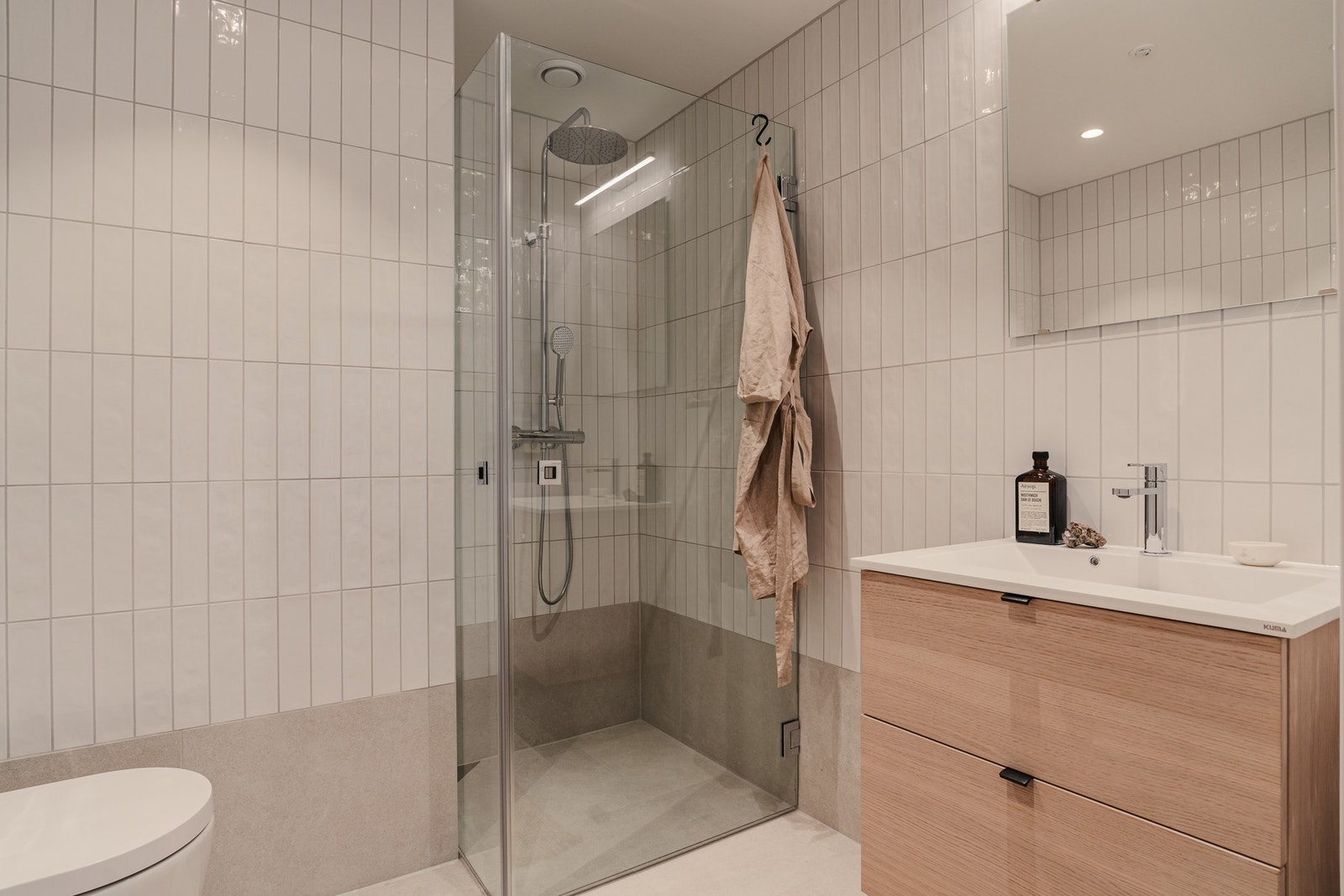 Smarthusteknologi som kan styres via app. Galleribilde