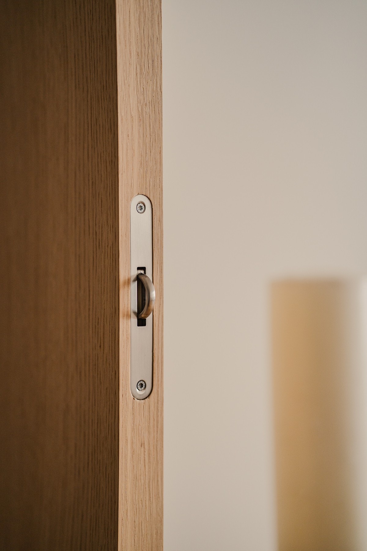 Smakfulle eikdetaljer er gjennomgående i hele leiligheten. Galleribilde