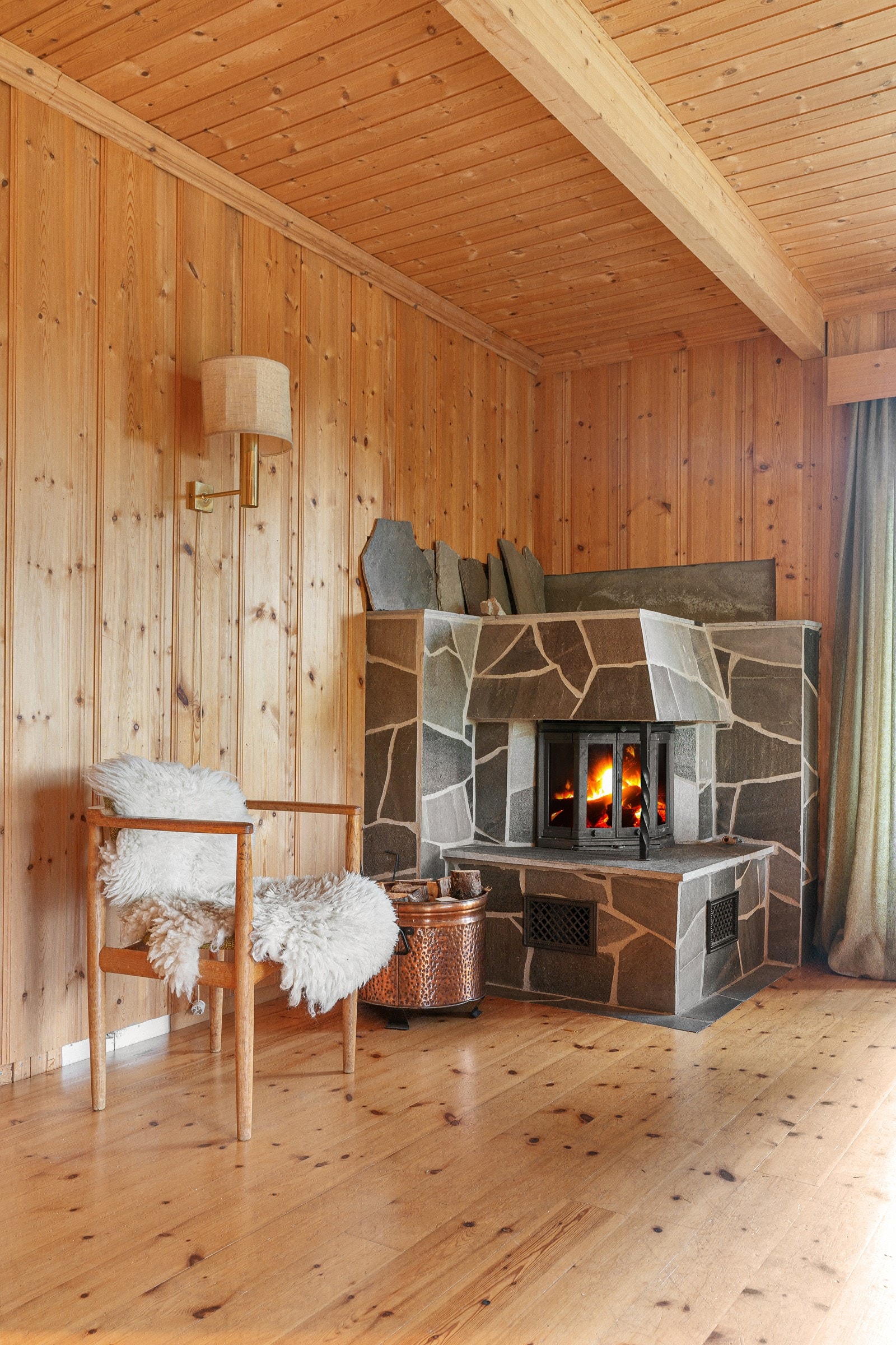 Peisovn som skaper lun stemning og varmer godt på kalde dager. Galleribilde