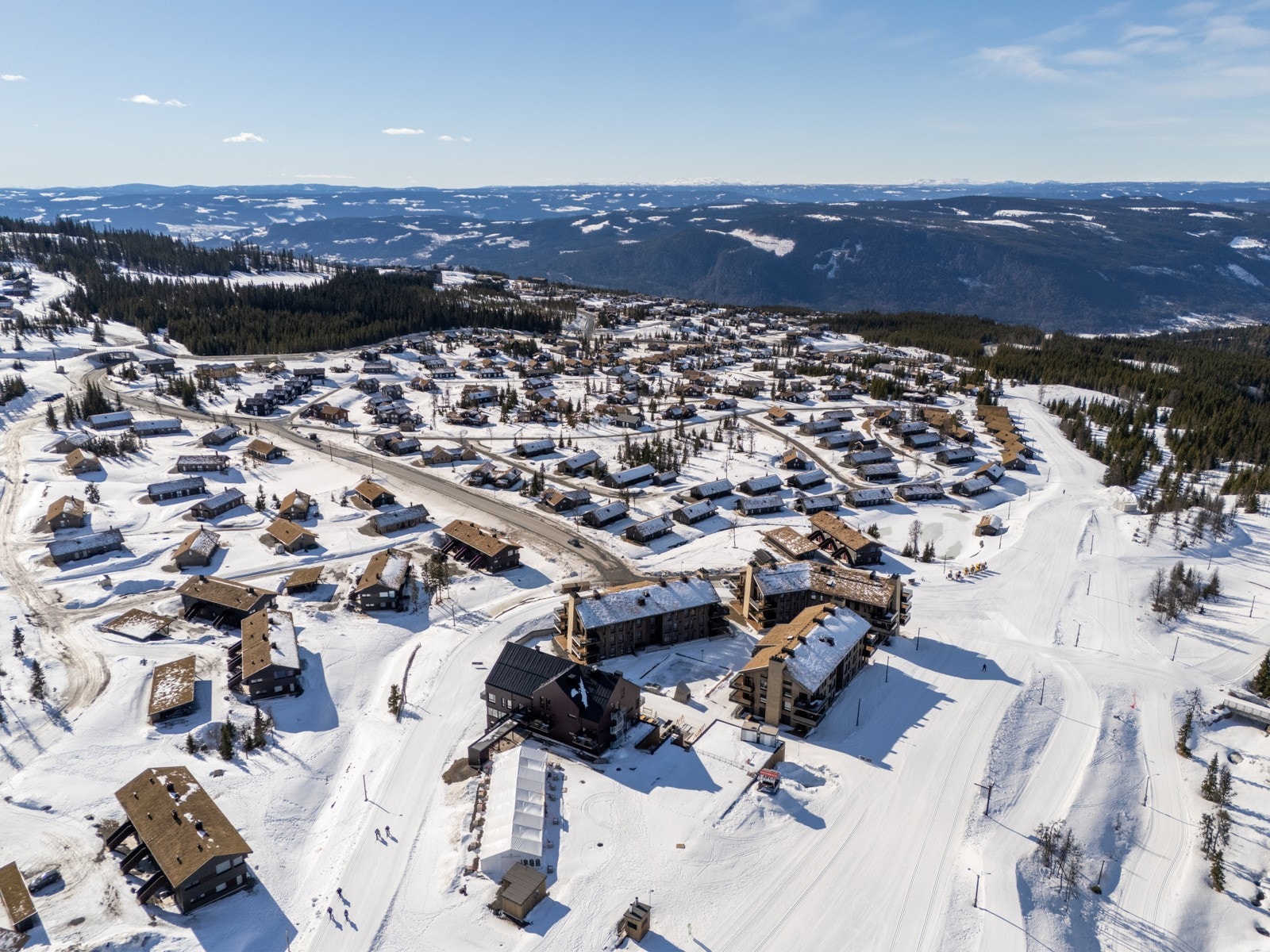 Parkering i felles garasjekjeller som bookes via app. Galleribilde