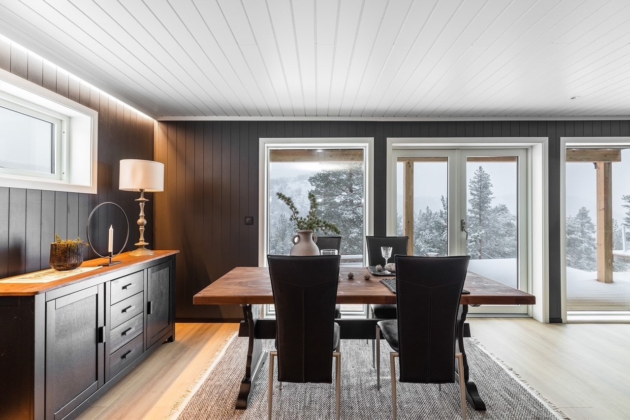 Fin vinterstemning fra hytta. Galleribilde