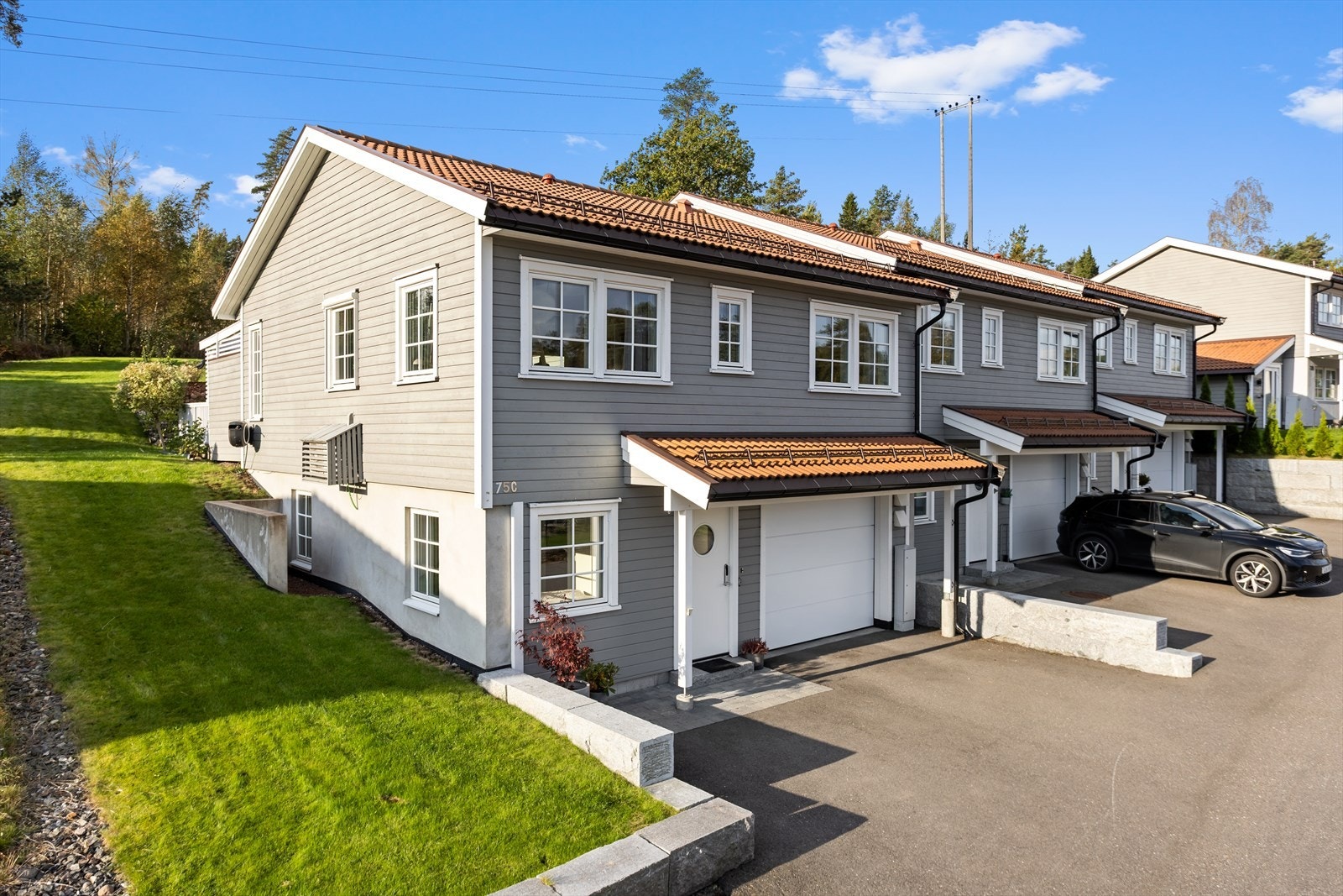 Eiendomsmegler 1 ved Jesper Snekkestad presenterer Semsveien 75c på Nøtterøy. Galleribilde