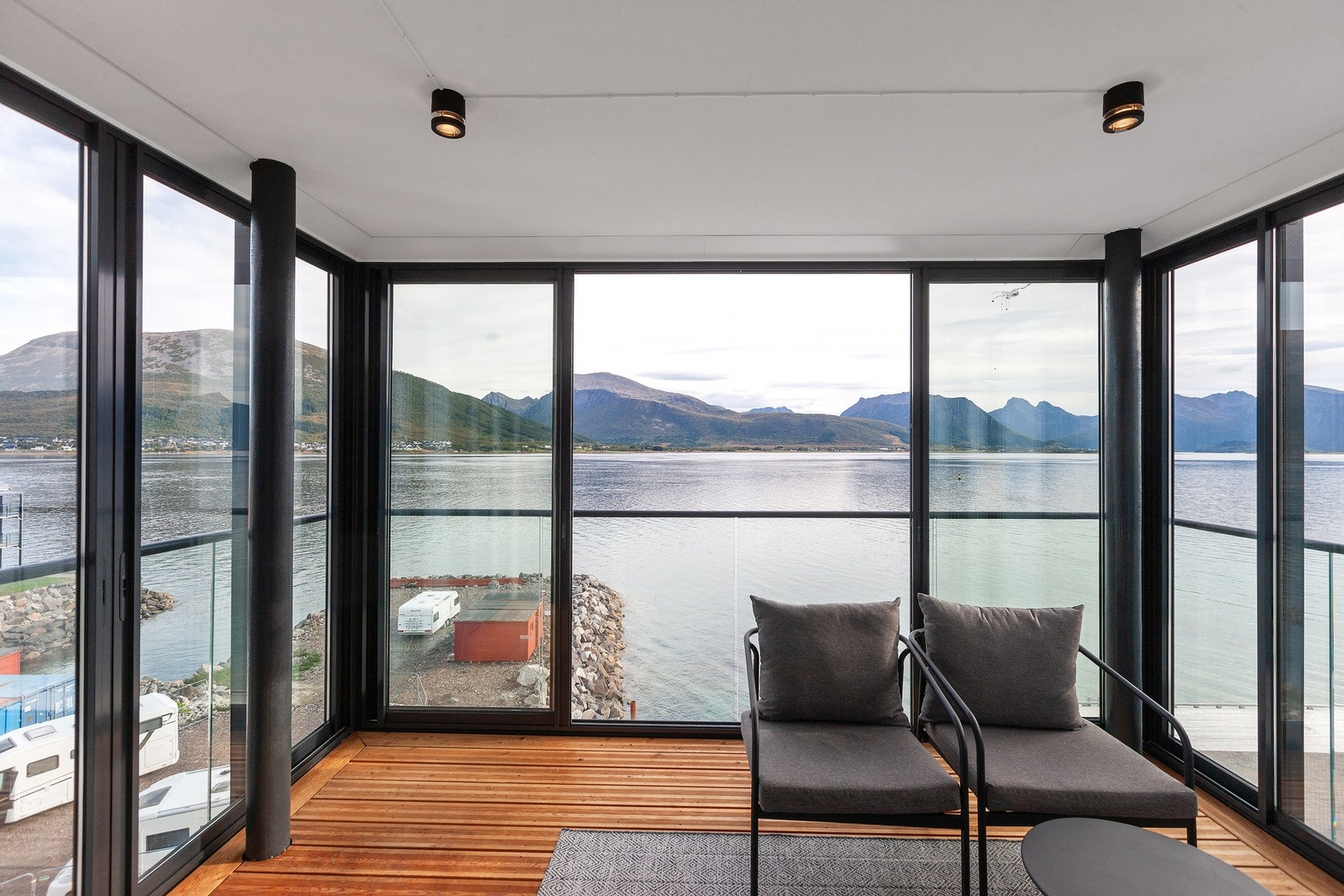 Montert varmelampe. Galleribilde