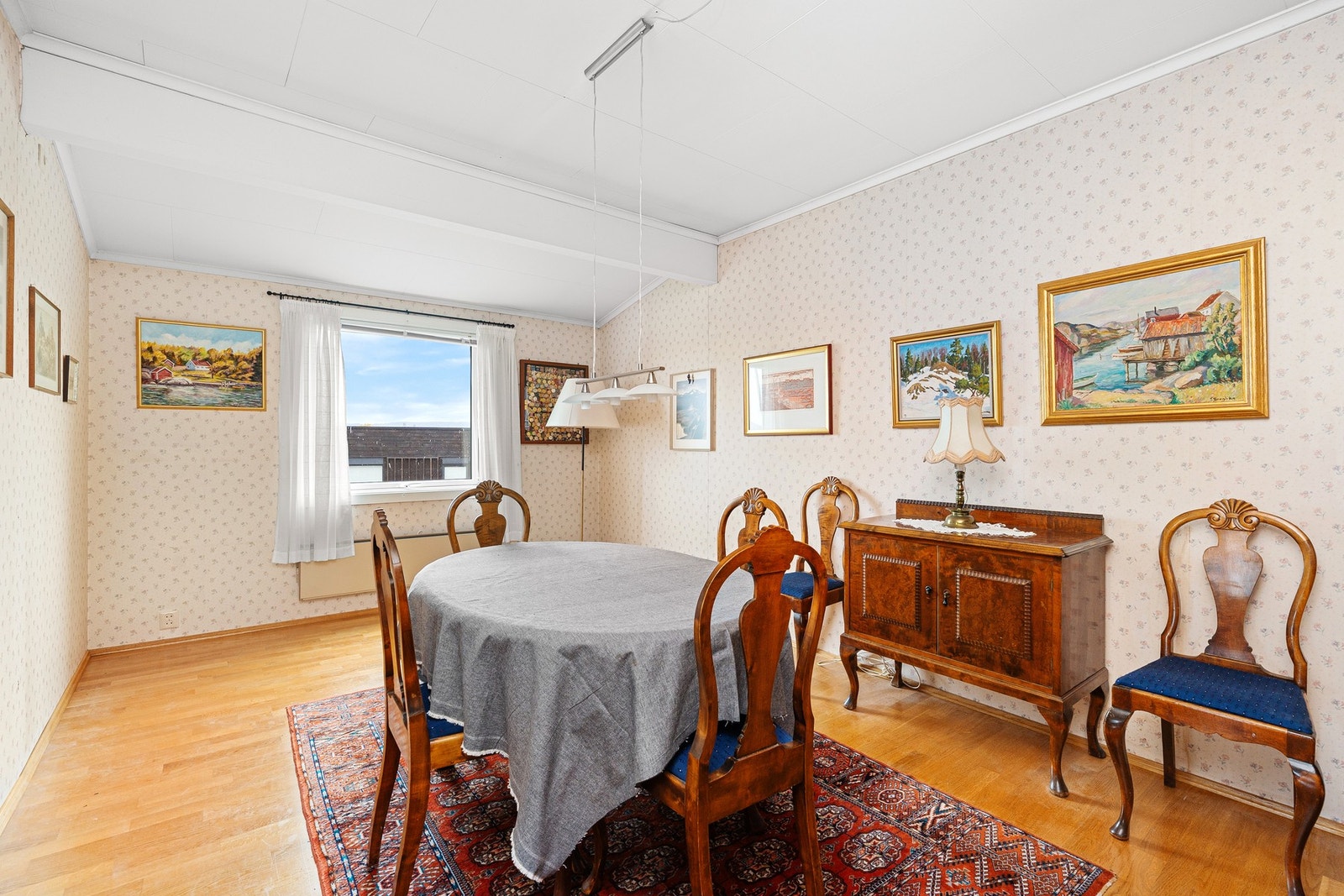 Spisestue (opprinnelig soverom) Galleribilde