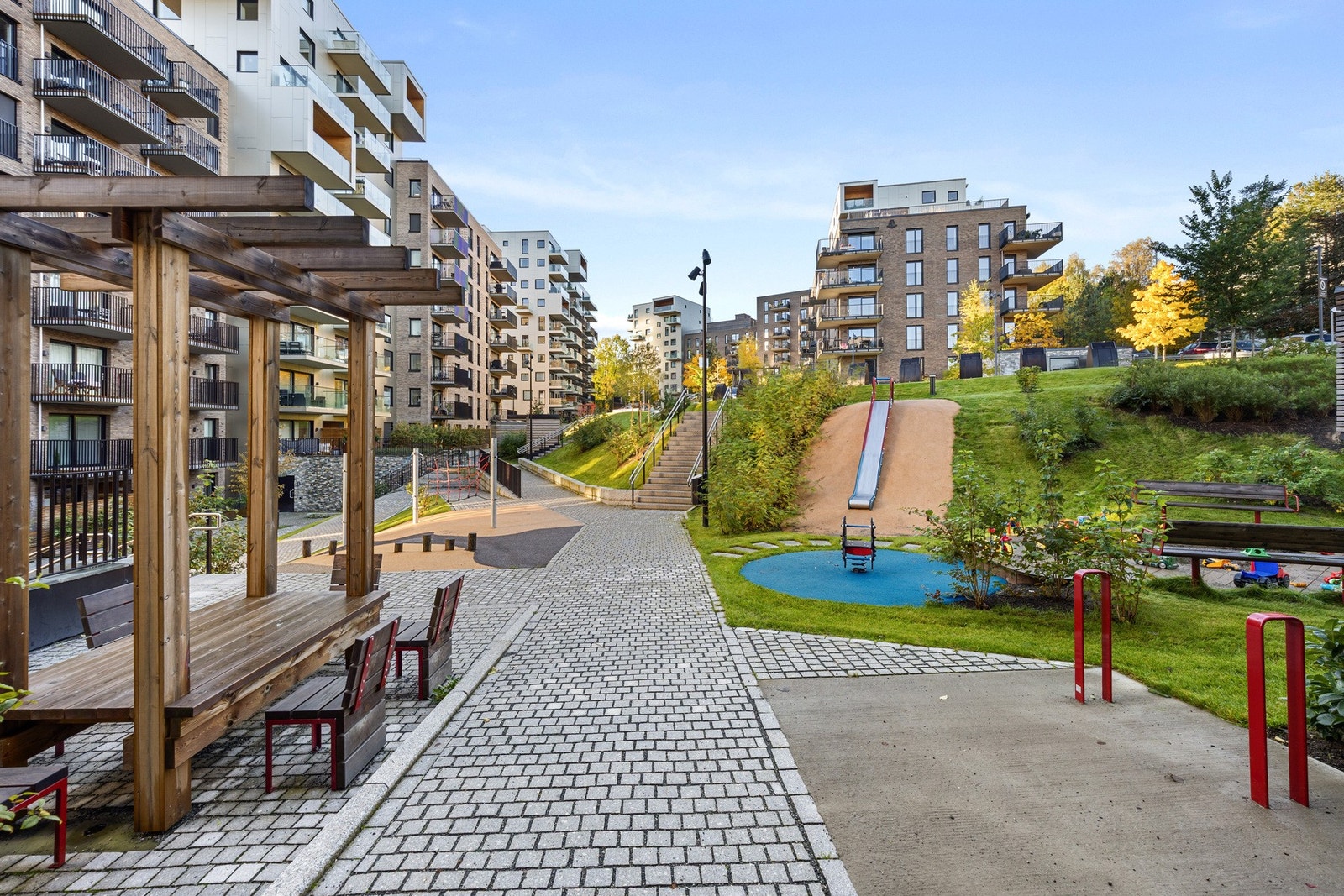 På vinterstid legges det også opp skiløyper rett ved leiligheten. Galleribilde