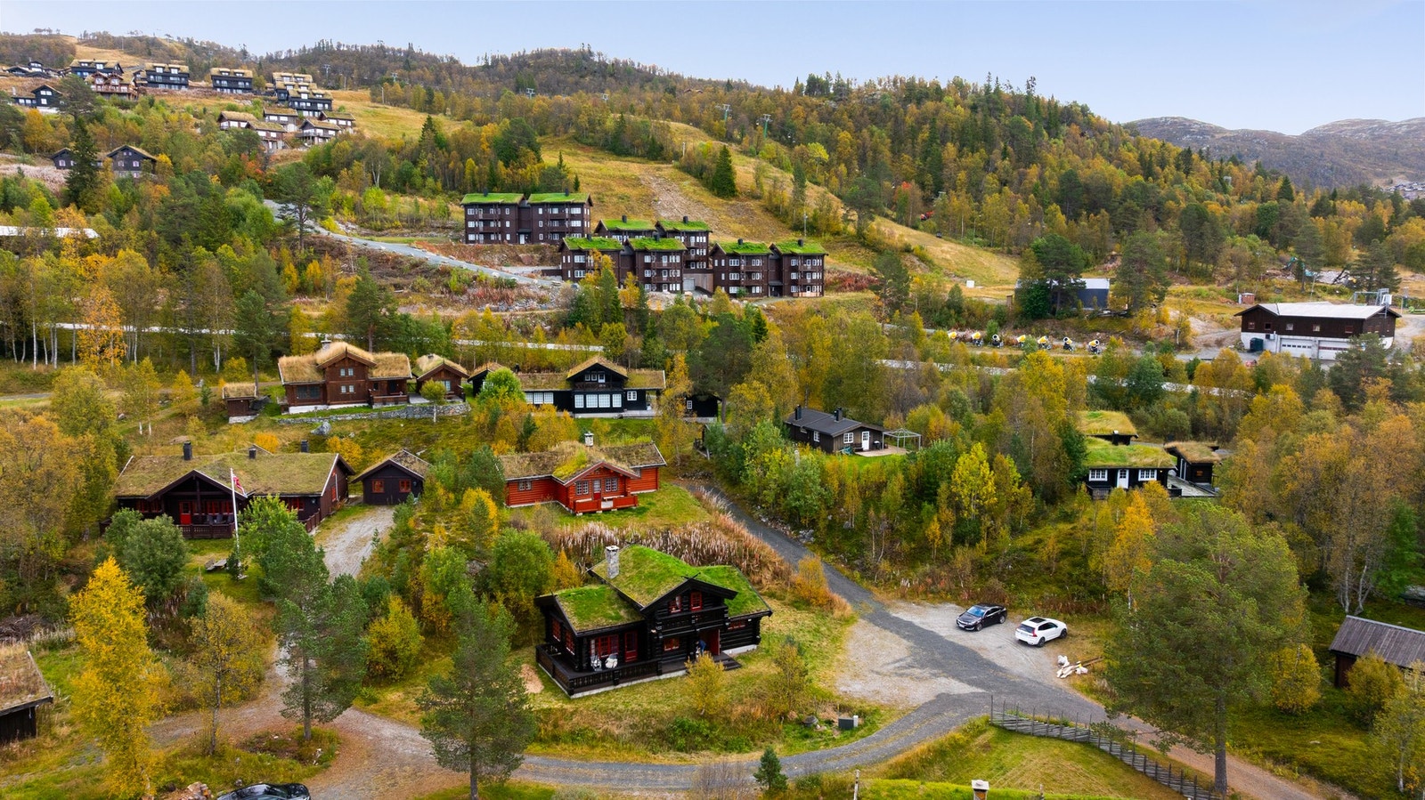 Fra hytta er det 270m til alpinanlegg og 160m til langrennsløypa Galleribilde