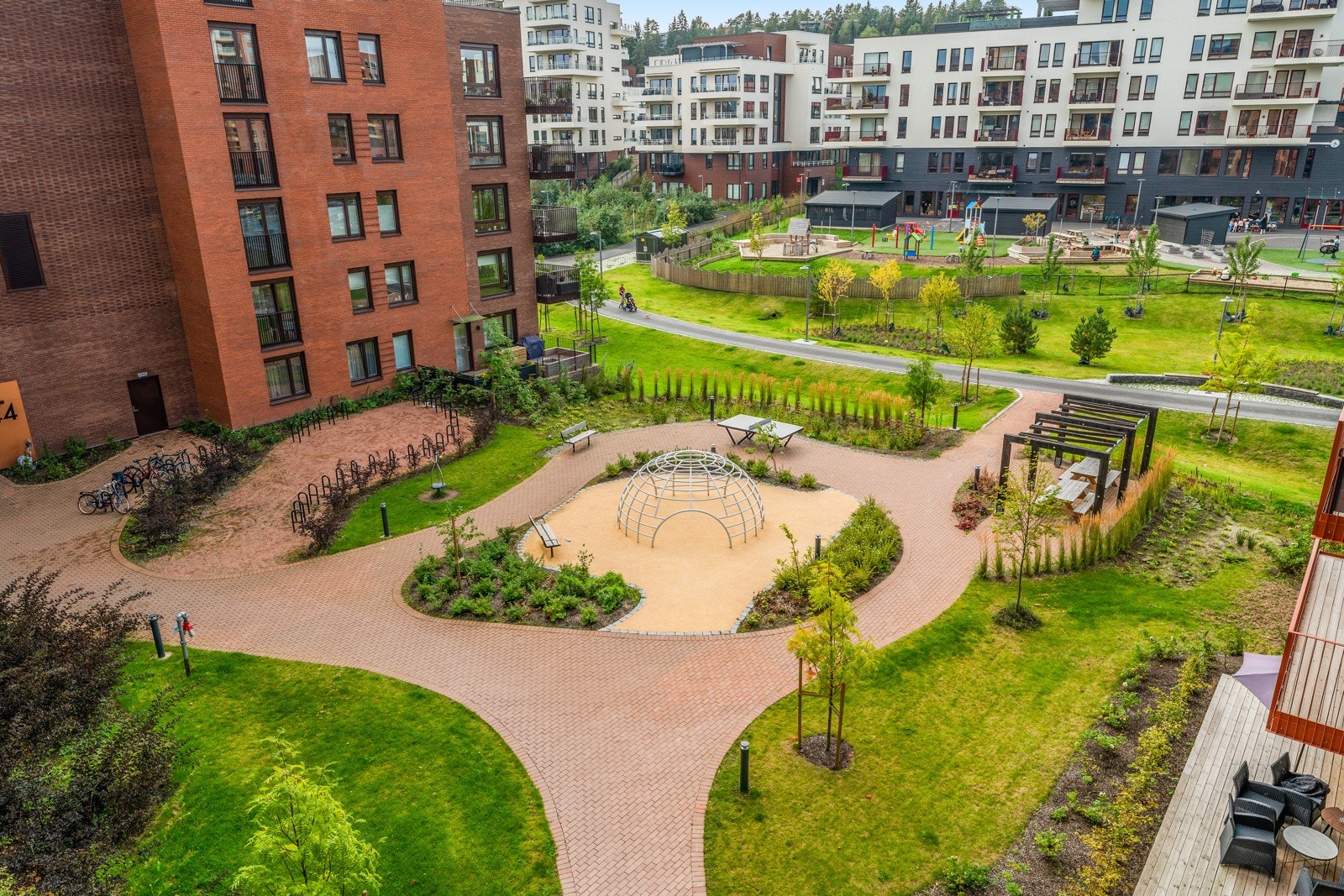 Fint utsyn mot fellesarealer Galleribilde