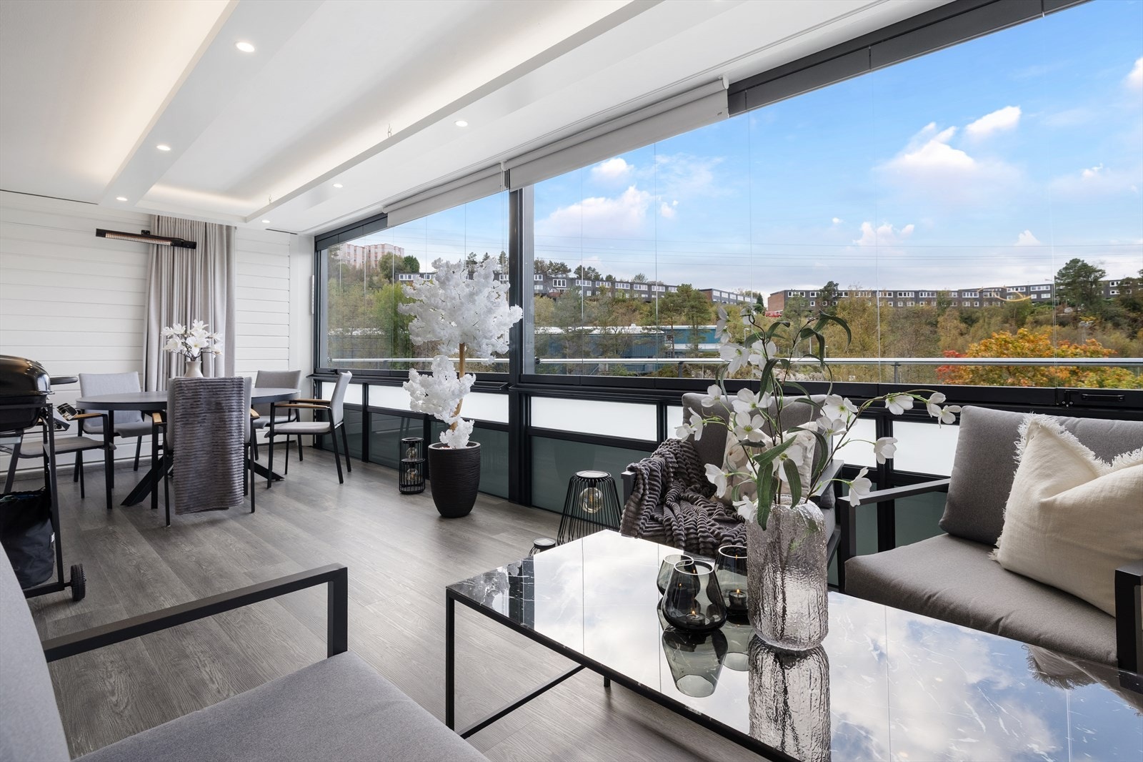 EiendomsMegler 1 v/ Petter Krantz har gleden av å presentere Lyngfaret 74B! Galleribilde