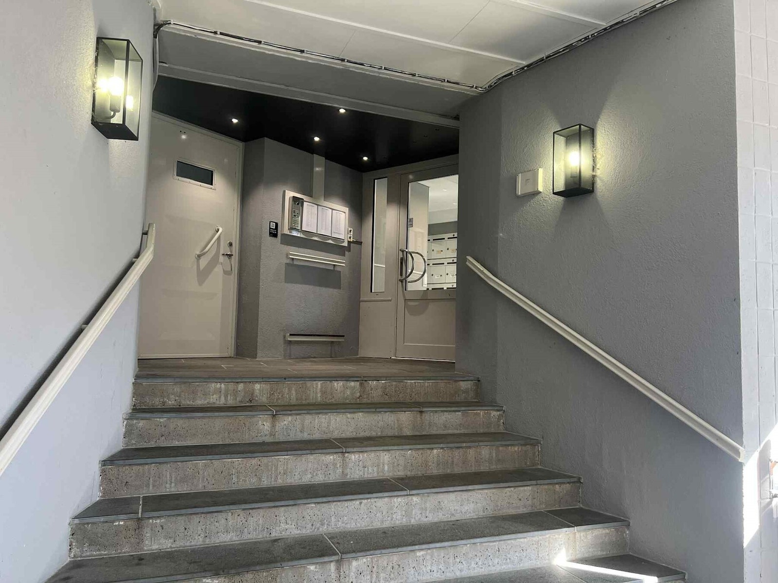 Fra inngangspartiet til bygget Galleribilde