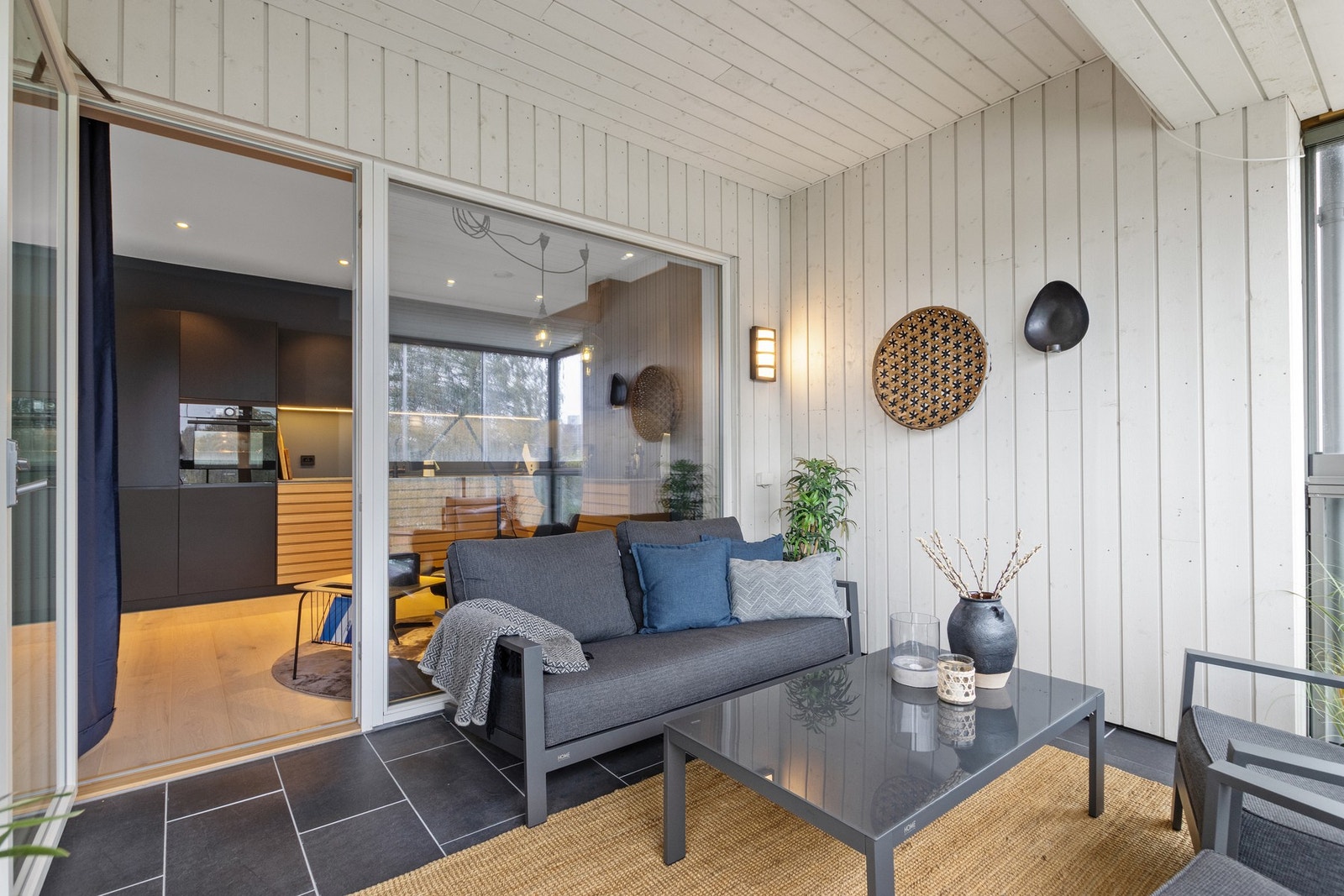 Veranda. Galleribilde