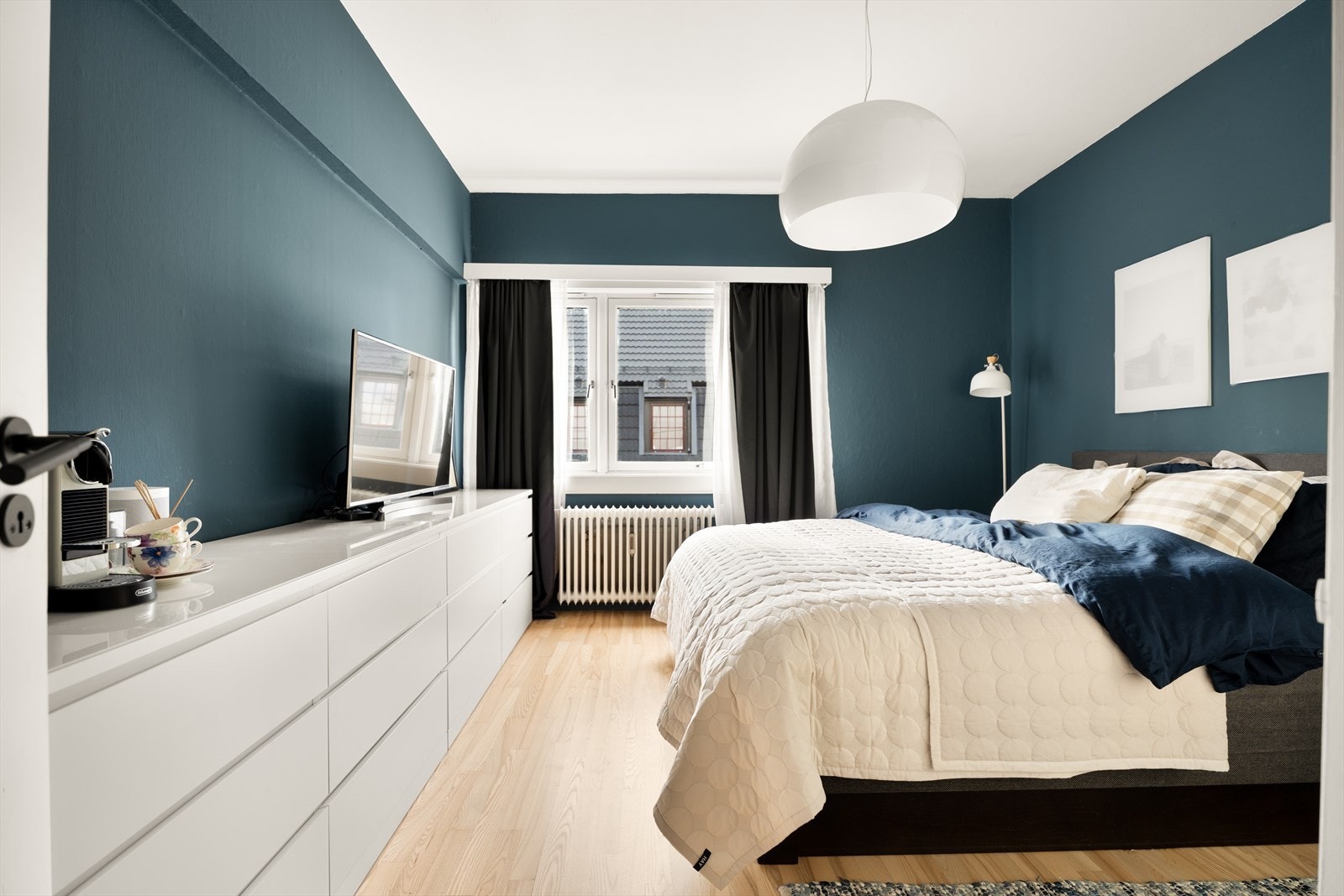 Soverommet har i tillegg god plass til oppbevaring. Galleribilde