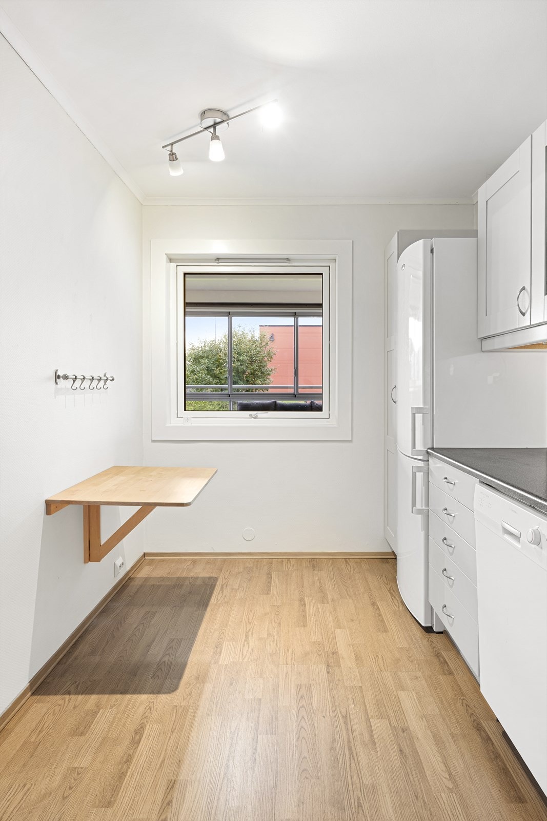 - Det er også plass til en frokostkrok - Galleribilde